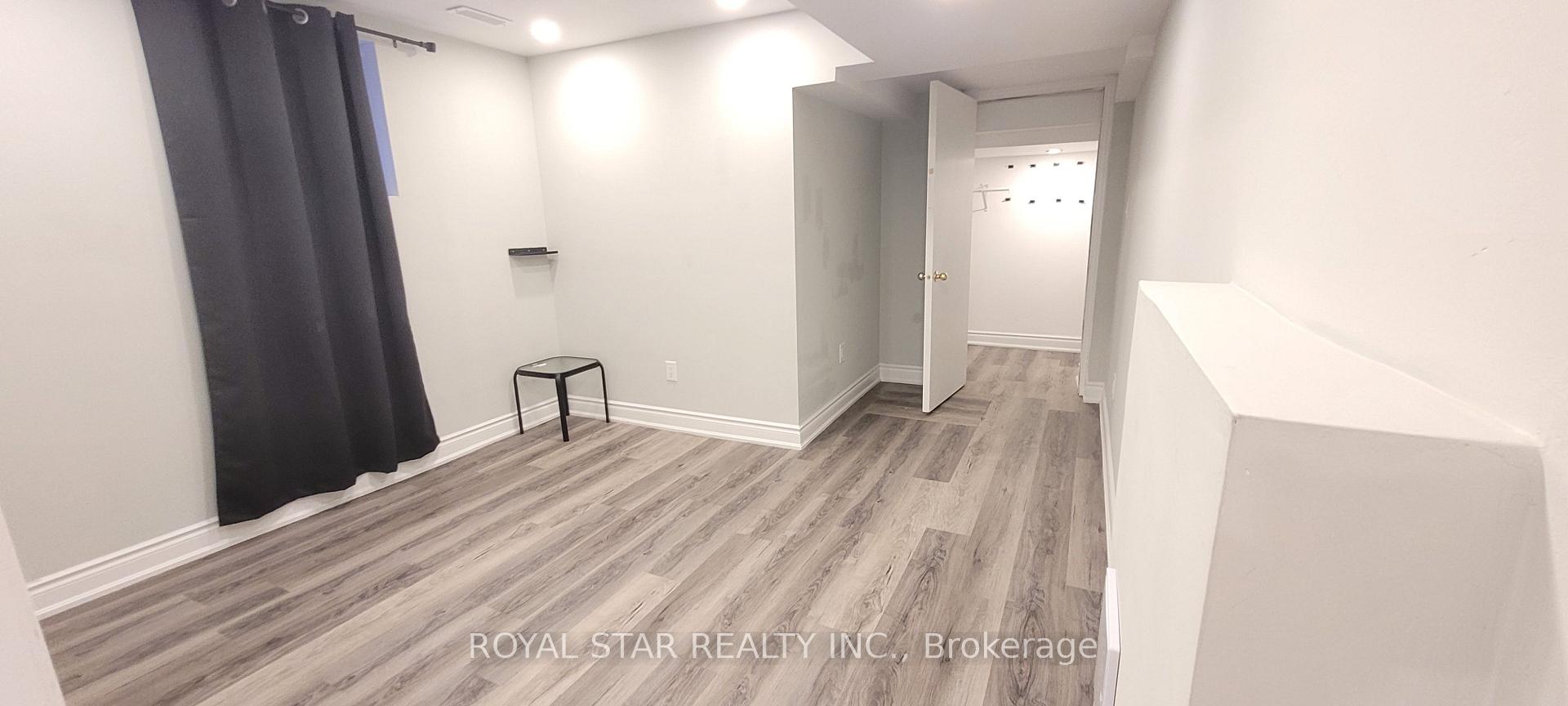 Photo 5 of Unit Bsmt, 15 Masters Green Crescent, Brampton, Snelgrove — HOMEH