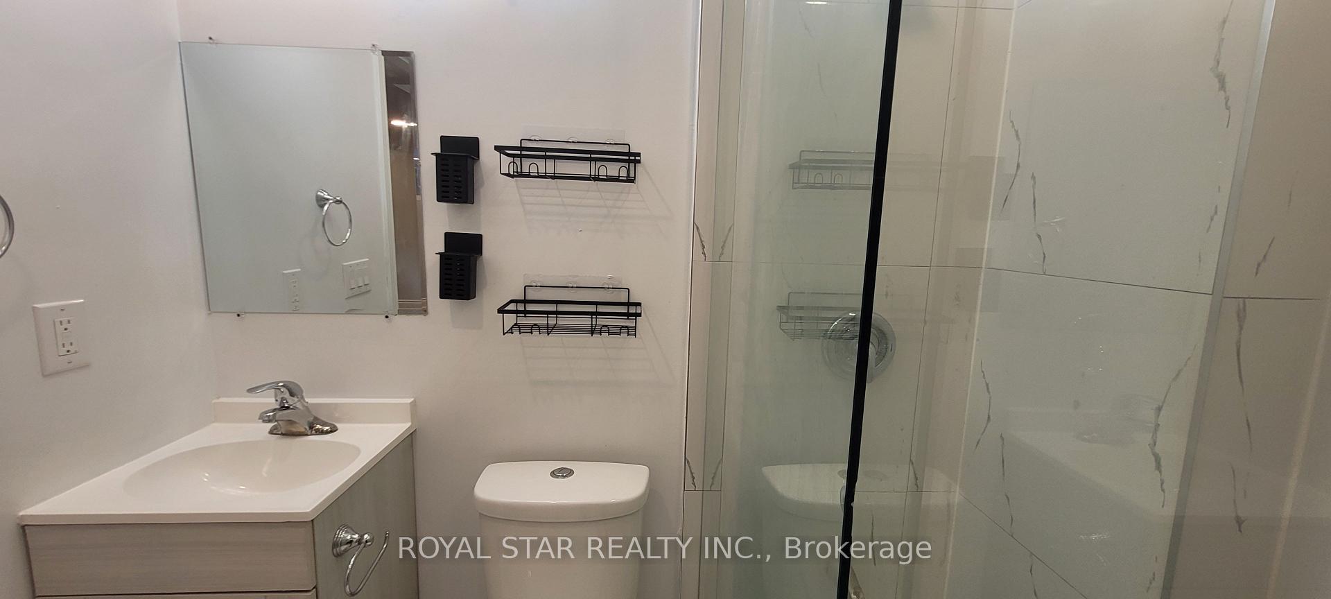 Photo 7 of Unit Bsmt, 15 Masters Green Crescent, Brampton, Snelgrove — HOMEH