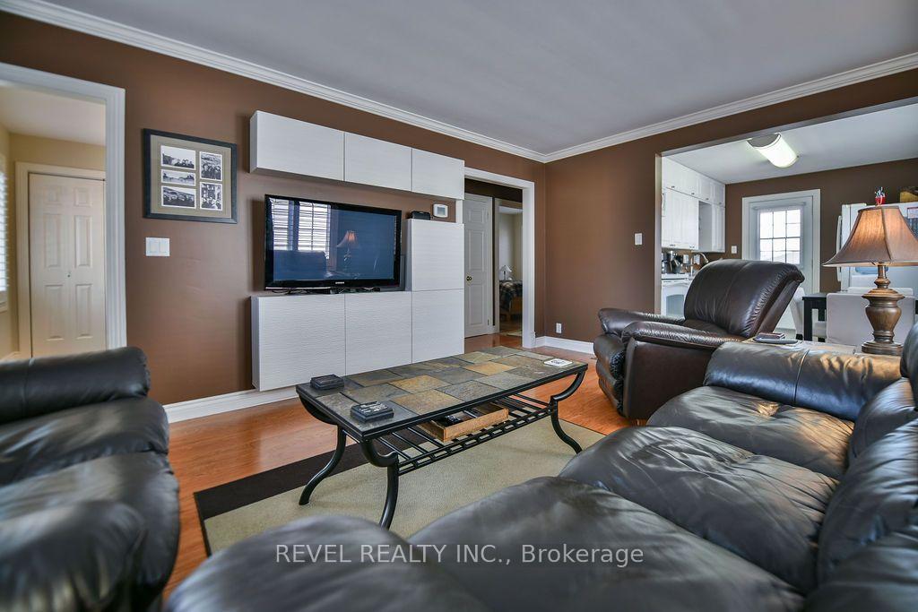 Photo 3 of 511 Pine Street N, Timmins, TNE - North — HOMEH