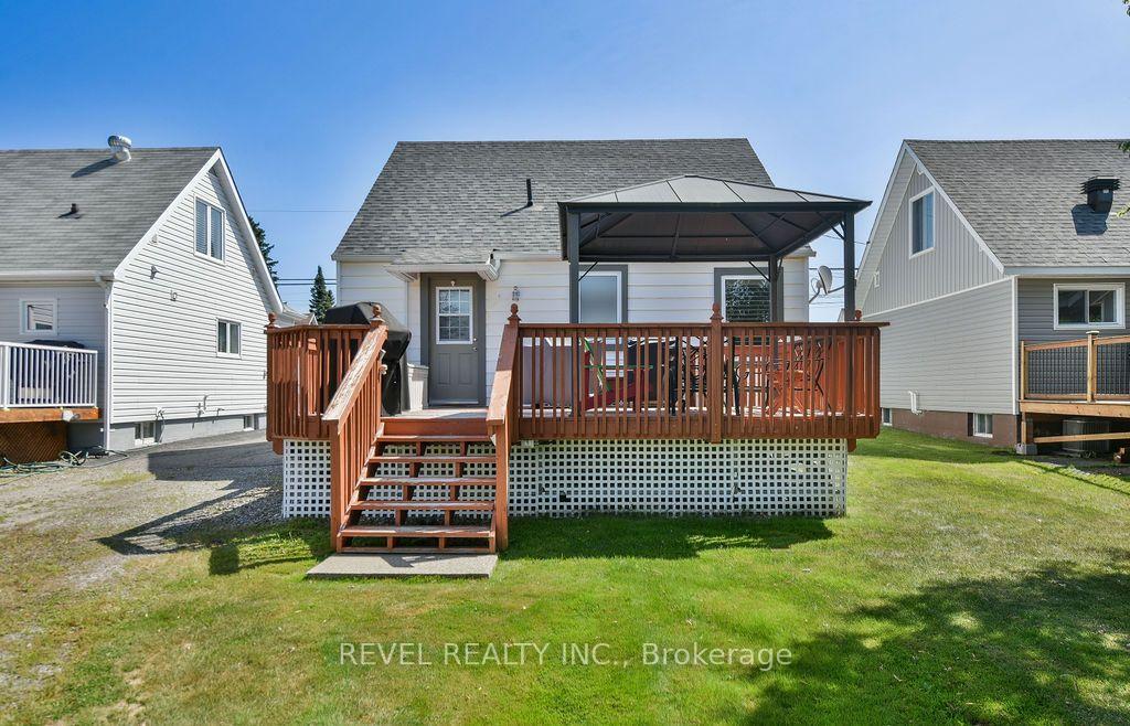 Photo 30 of 511 Pine Street N, Timmins, TNE - North — HOMEH
