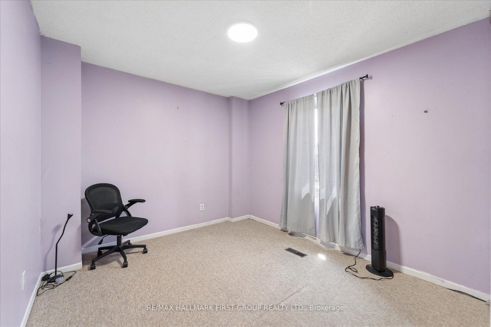 Photo 24 of 747 Stonepath Circle, Pickering, Amberlea — HOMEH