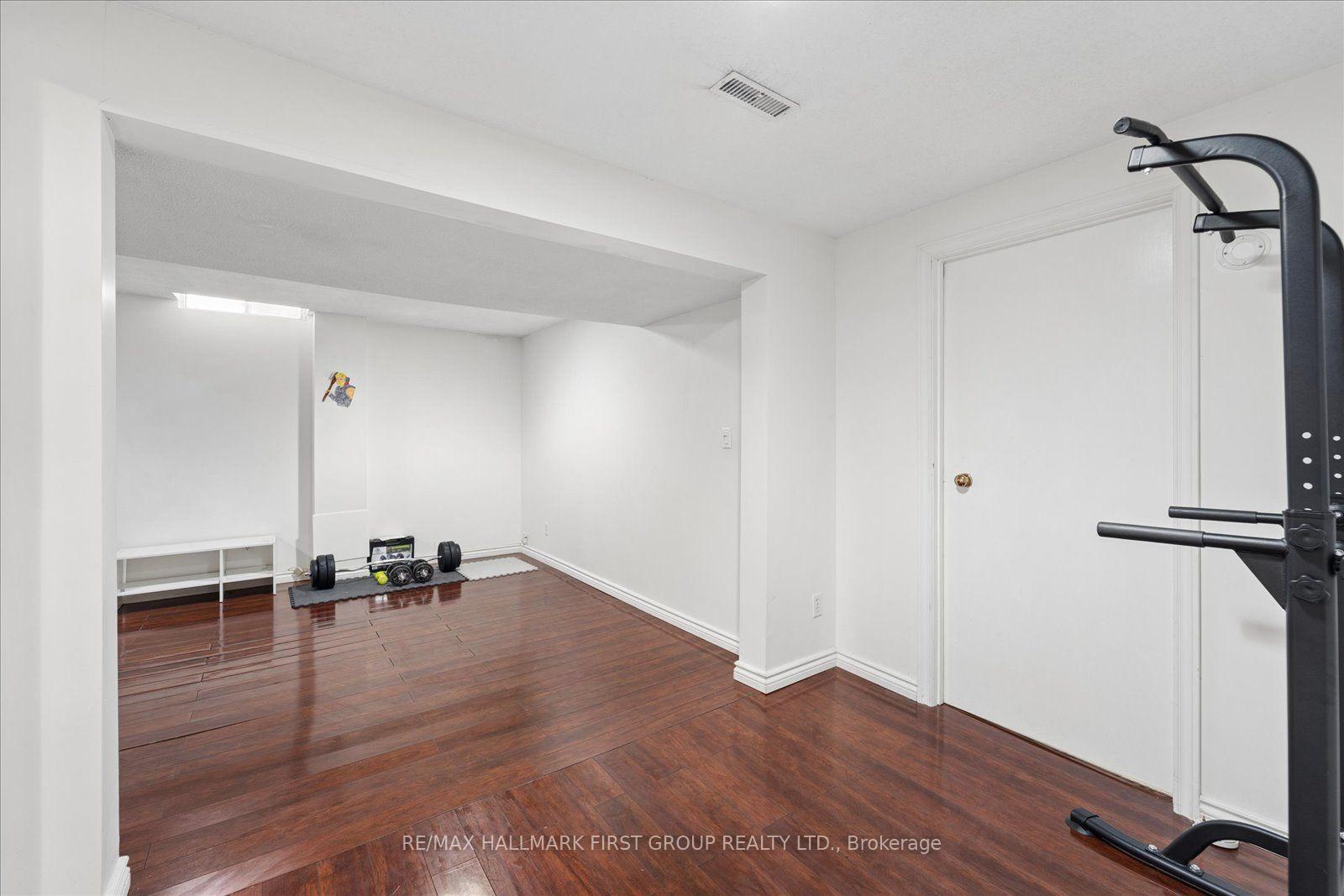 Photo 29 of 747 Stonepath Circle, Pickering, Amberlea — HOMEH