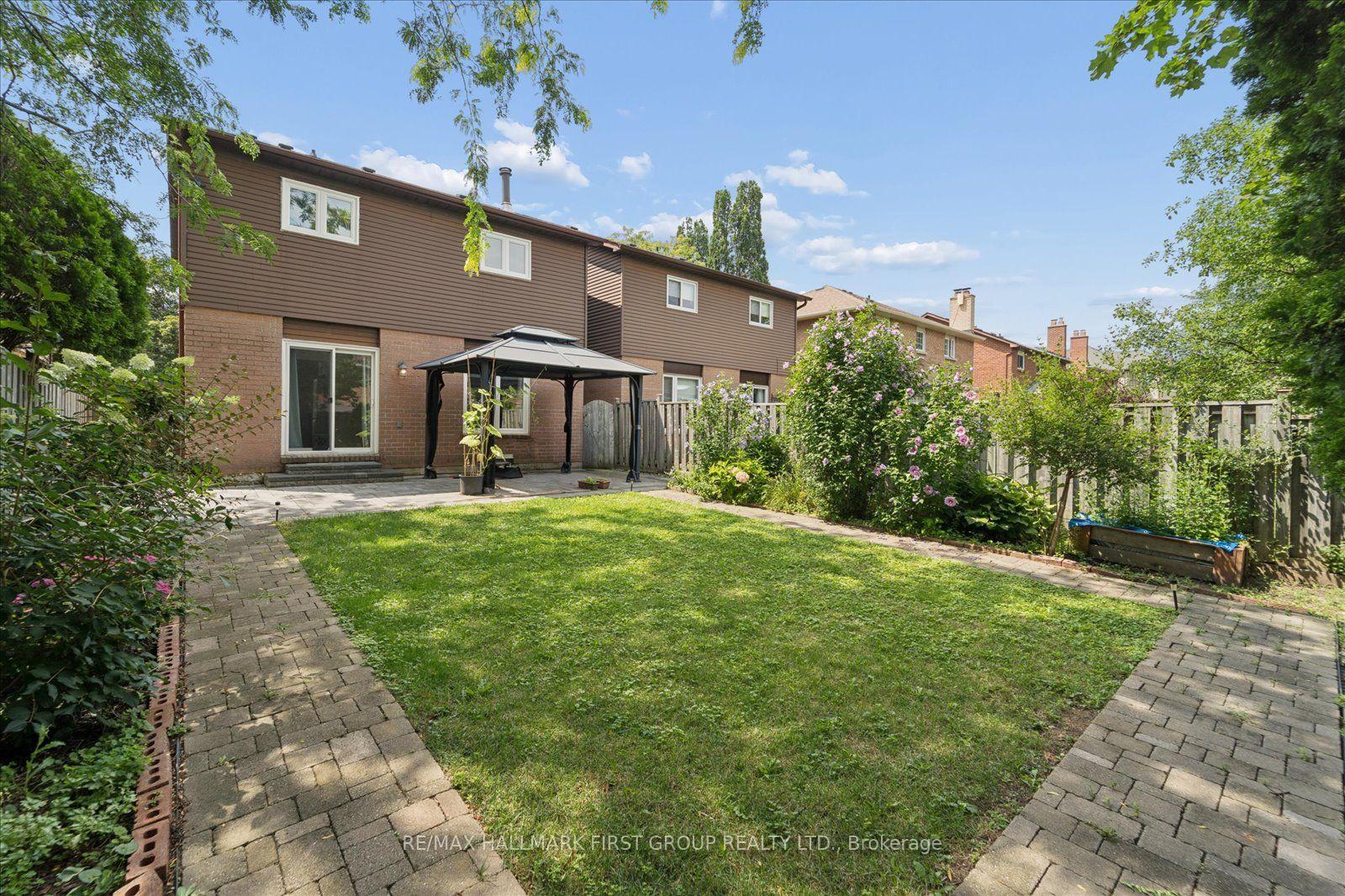 Photo 37 of 747 Stonepath Circle, Pickering, Amberlea — HOMEH
