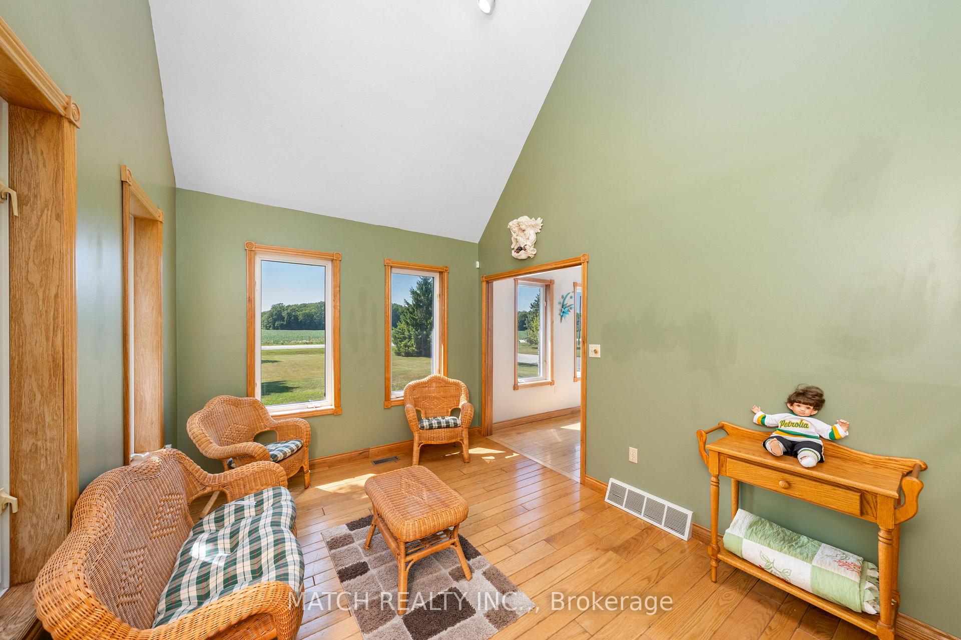 Photo 14 of 1270 Mandaumin Road, Dawn-Euphemia, Dawn Euphemia — HOMEH