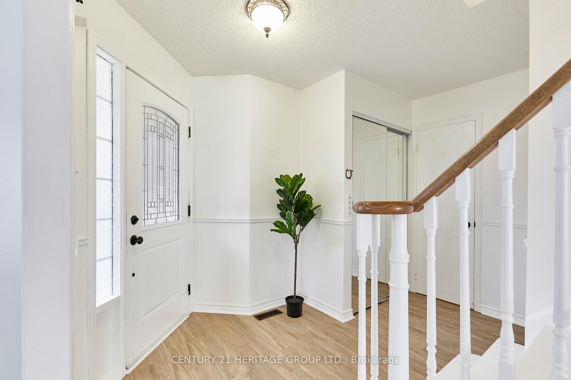 Photo 4 of 20 Old Colony Drive, Whitby, Pringle Creek — HOMEH