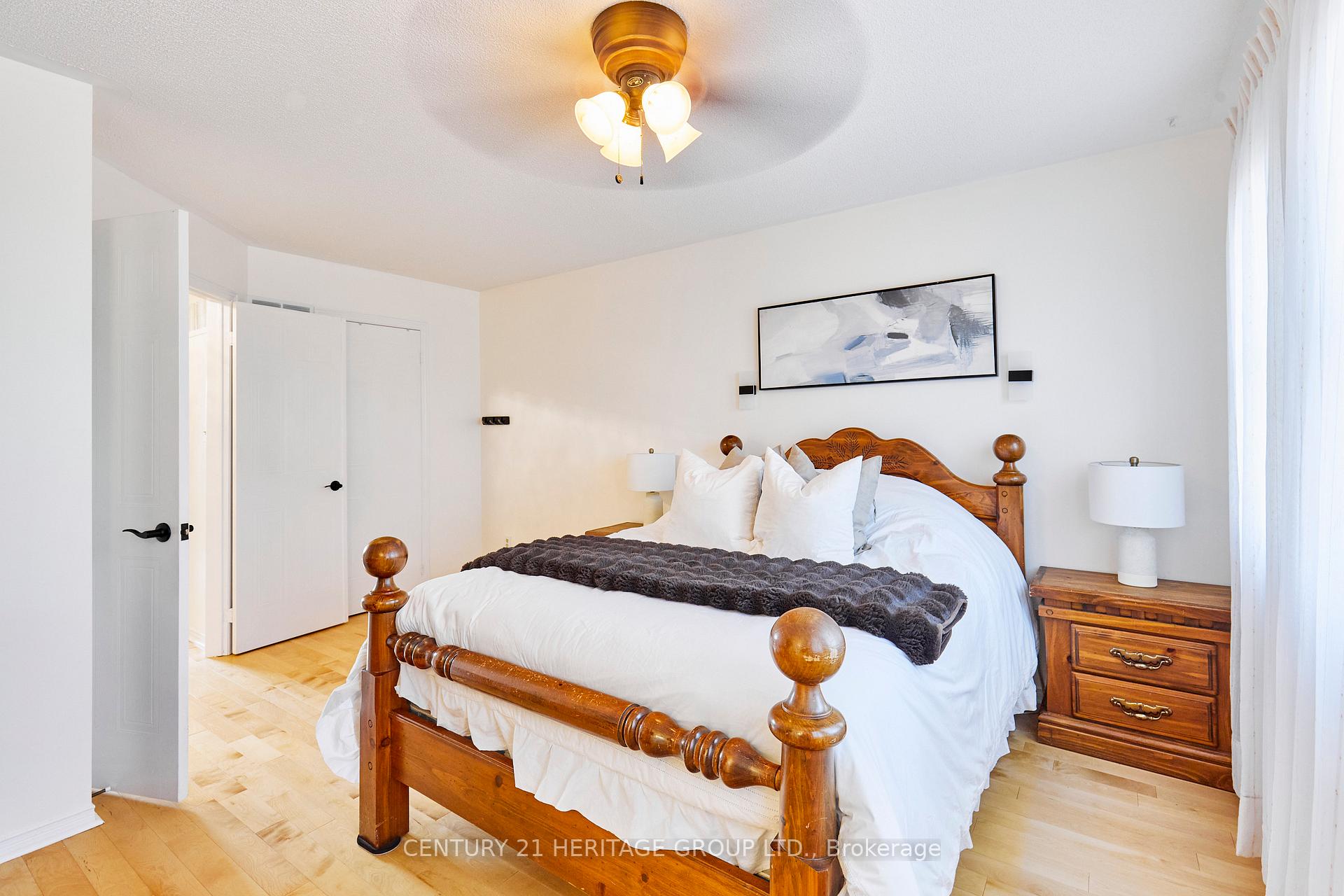 Photo 16 of 20 Old Colony Drive, Whitby, Pringle Creek — HOMEH