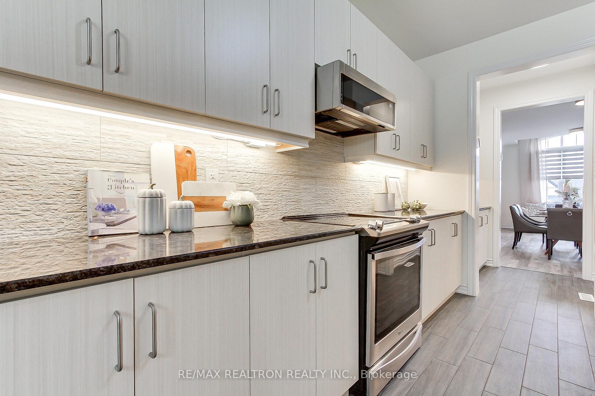 Photo 11 of 3046 Monarch Drive, Orillia — HOMEH