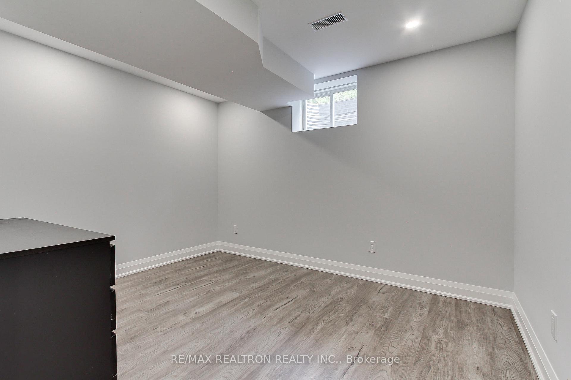 Photo 42 of 3046 Monarch Drive, Orillia — HOMEH