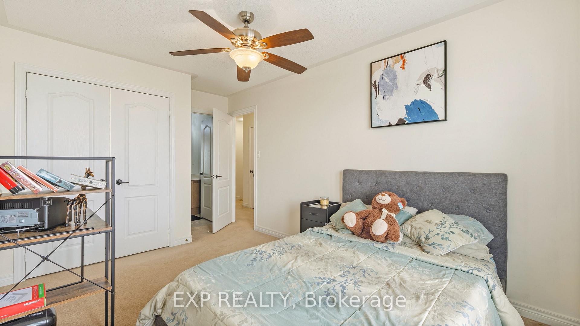 Photo 20 of 45 October Place, Brampton, Bram West — HOMEH