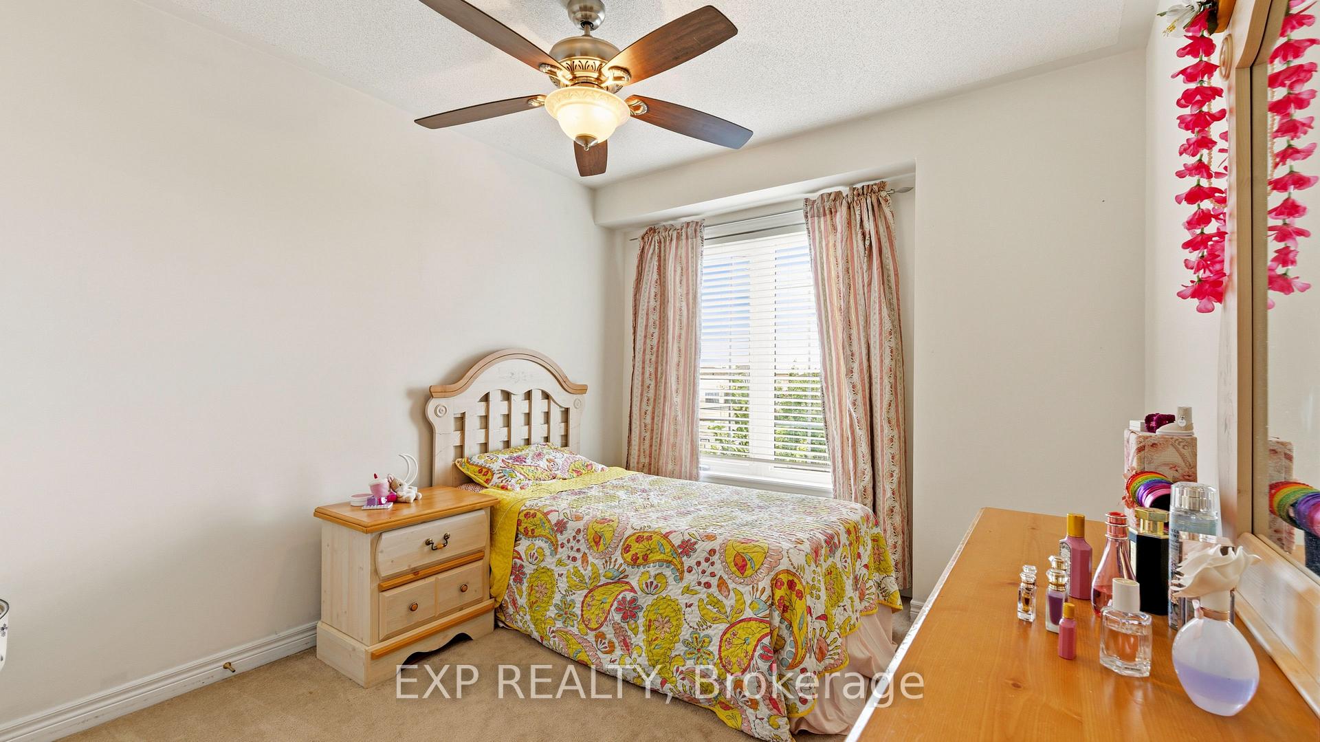 Photo 21 of 45 October Place, Brampton, Bram West — HOMEH