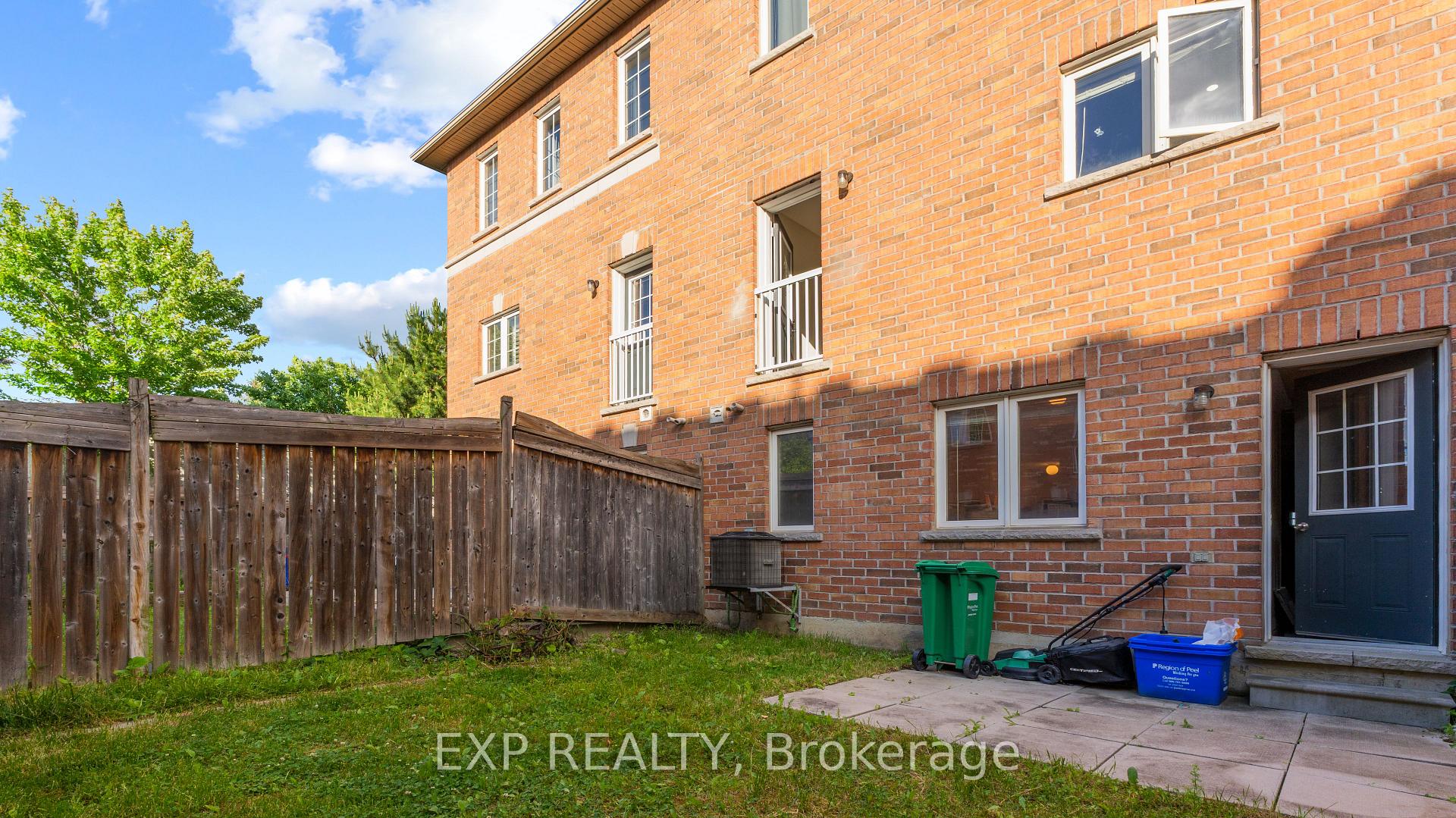 Photo 28 of 45 October Place, Brampton, Bram West — HOMEH