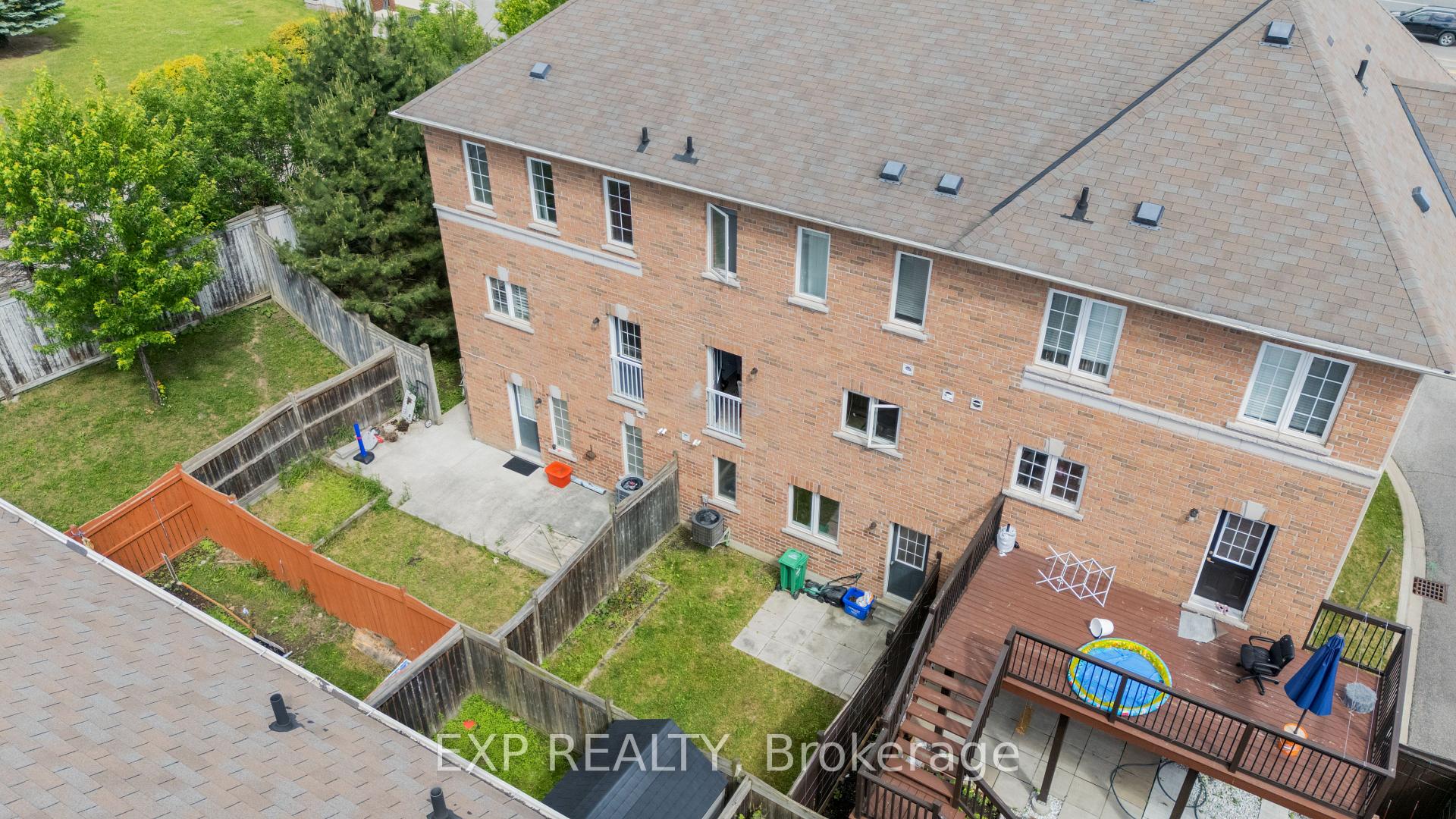 Photo 33 of 45 October Place, Brampton, Bram West — HOMEH