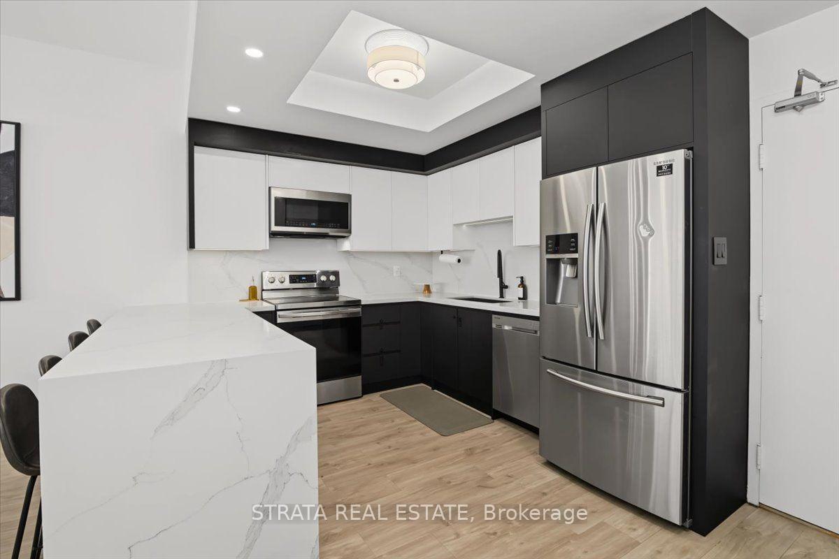 Photo 4 of Unit Ph8, 20 Dean Park Road, Scarborough, Rouge — HOMEH