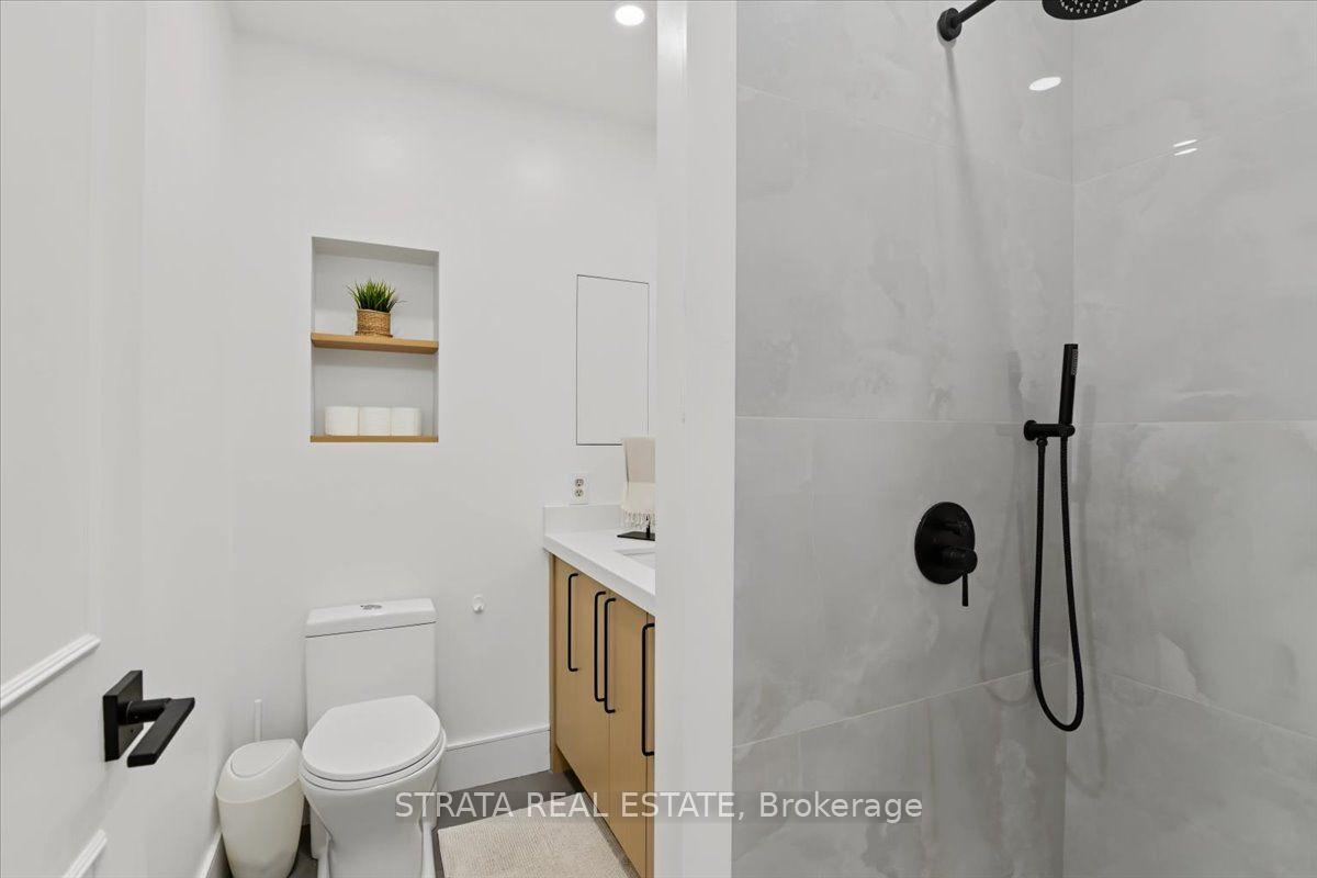 Photo 7 of Unit Ph8, 20 Dean Park Road, Scarborough, Rouge — HOMEH