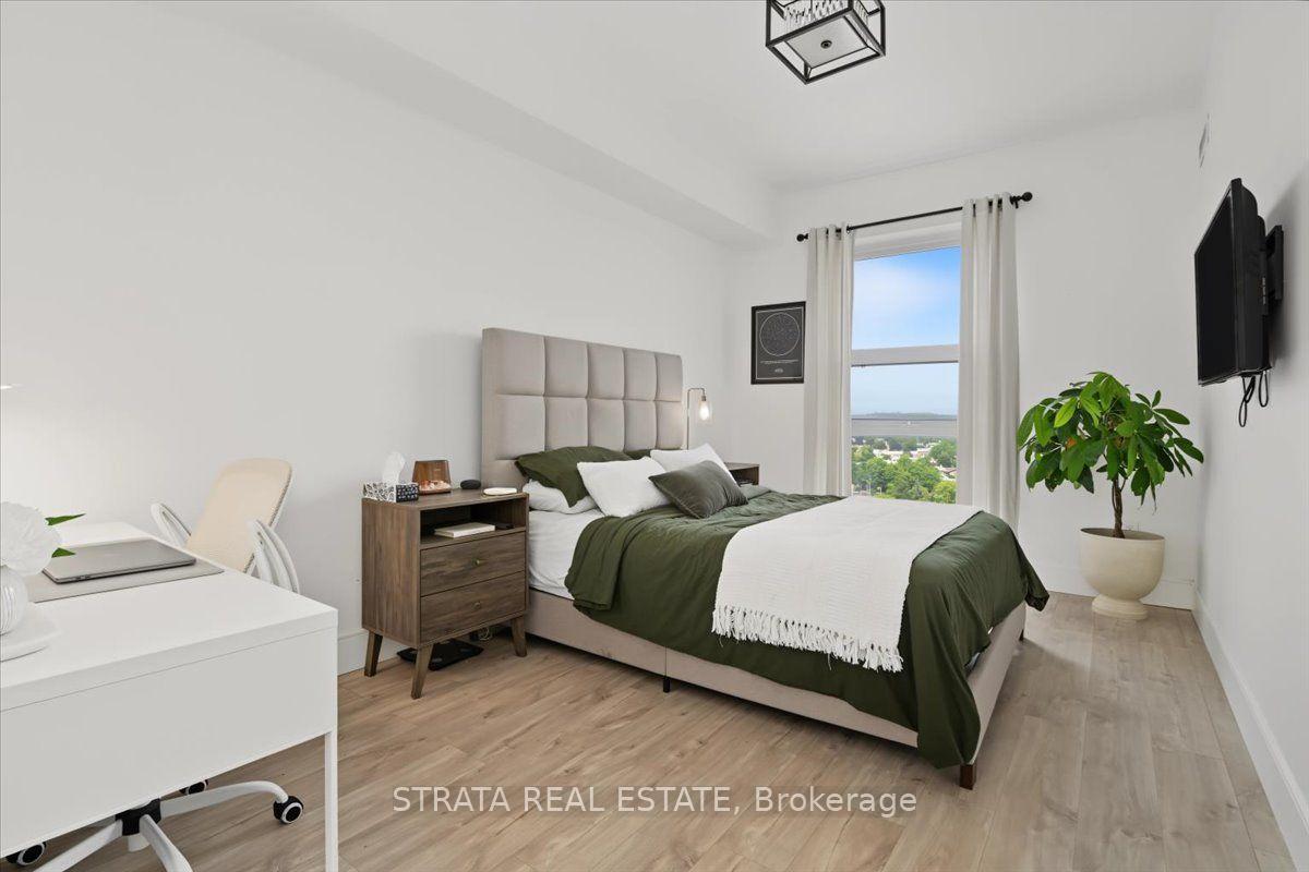 Photo 10 of Unit Ph8, 20 Dean Park Road, Scarborough, Rouge — HOMEH