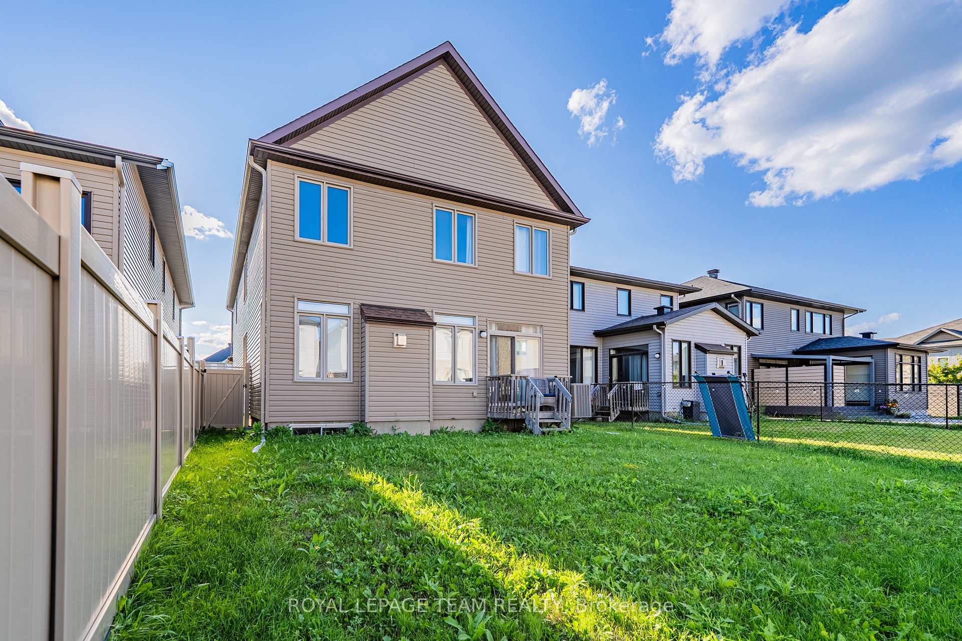 Photo 48 of 732 Brian Good Avenue, Ottawa, Riverside South/Gloucester Glen — HOMEH