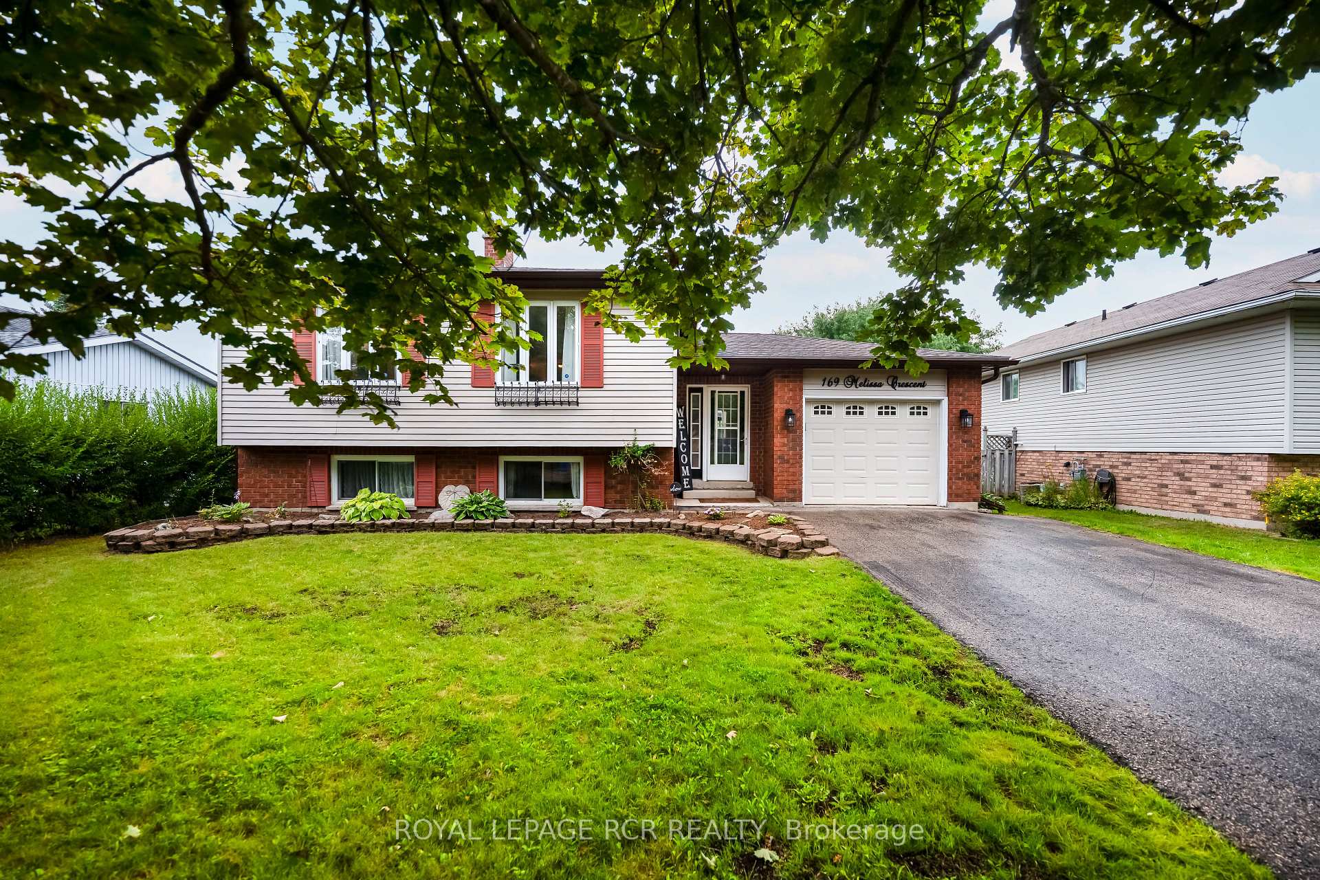 Photo 2 of 169 Melissa Crescent, Wellington North, Mount Forest — HOMEH