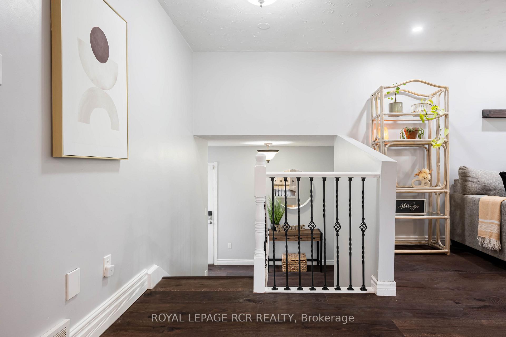 Photo 8 of 169 Melissa Crescent, Wellington North, Mount Forest — HOMEH