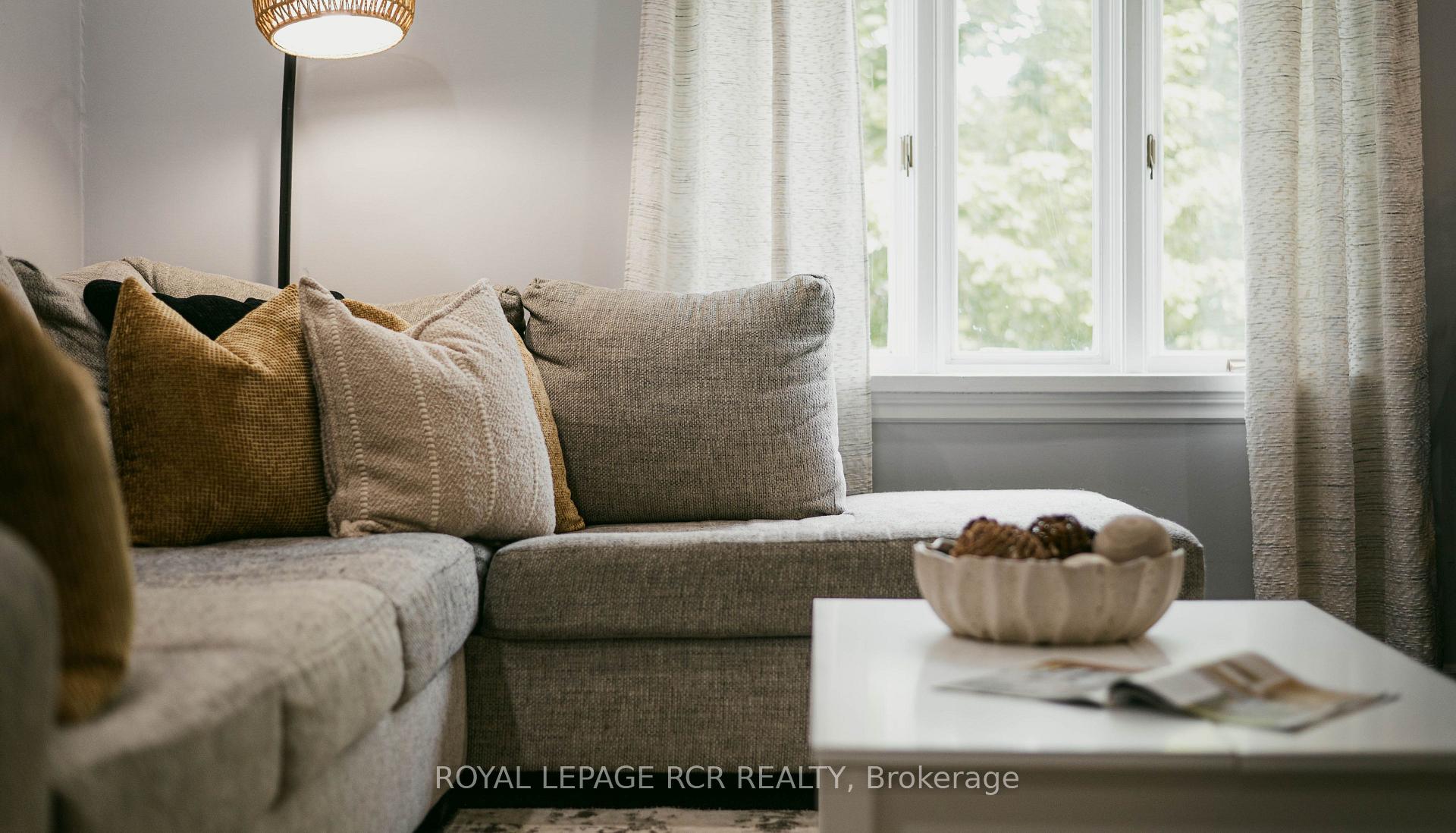 Photo 9 of 169 Melissa Crescent, Wellington North, Mount Forest — HOMEH