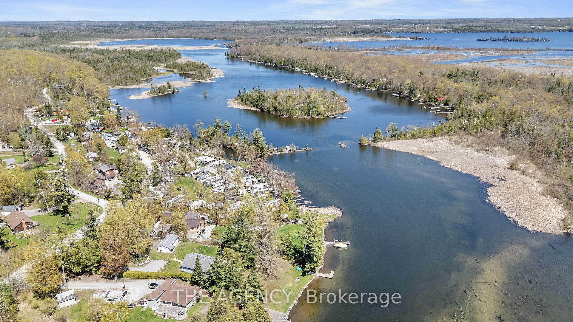 Photo 2 of 108 Coldstream Road, Kawartha Lakes, Fenelon Falls — HOMEH