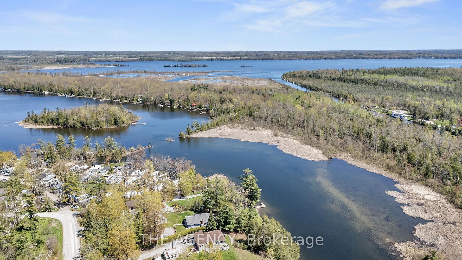 Photo 3 of 108 Coldstream Road, Kawartha Lakes, Fenelon Falls — HOMEH