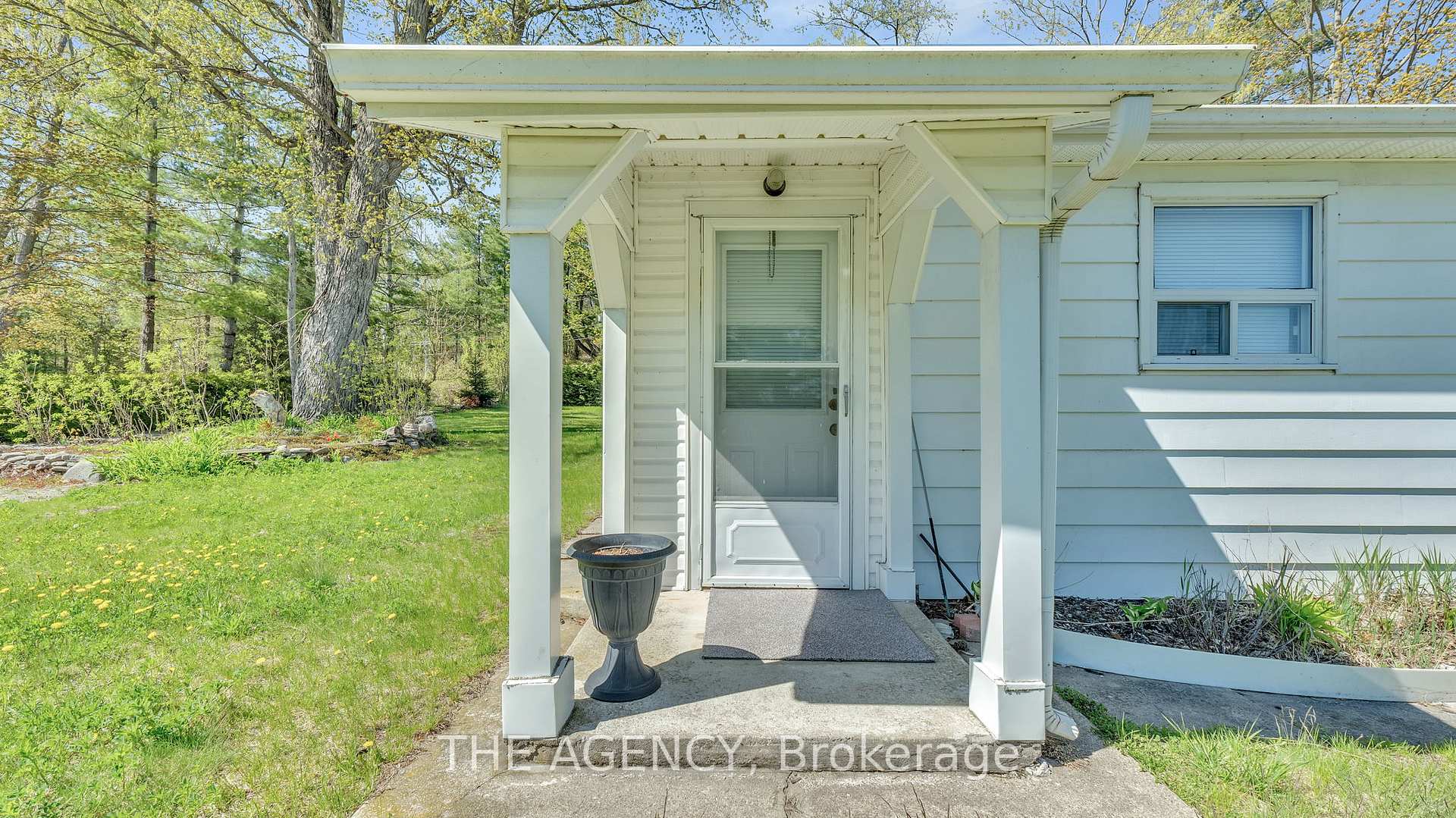 Photo 39 of 108 Coldstream Road, Kawartha Lakes, Fenelon Falls — HOMEH