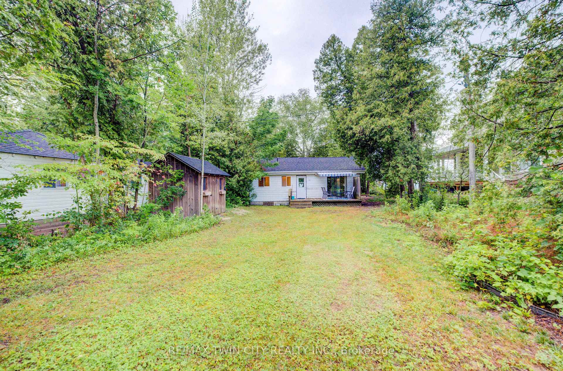 Photo 8 of 757 Victoria Road, Huron-Kinloss — HOMEH
