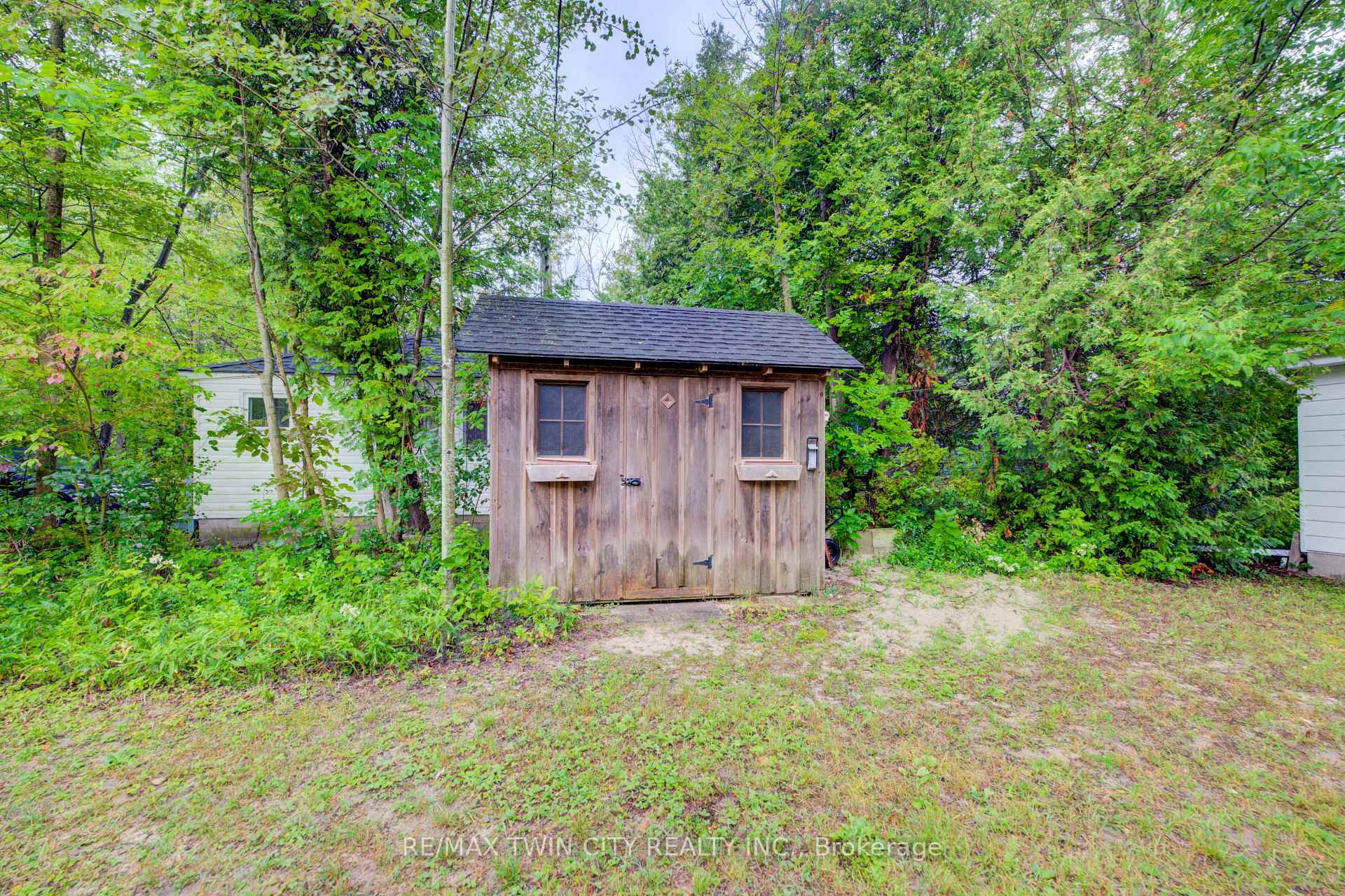 Photo 21 of 757 Victoria Road, Huron-Kinloss — HOMEH