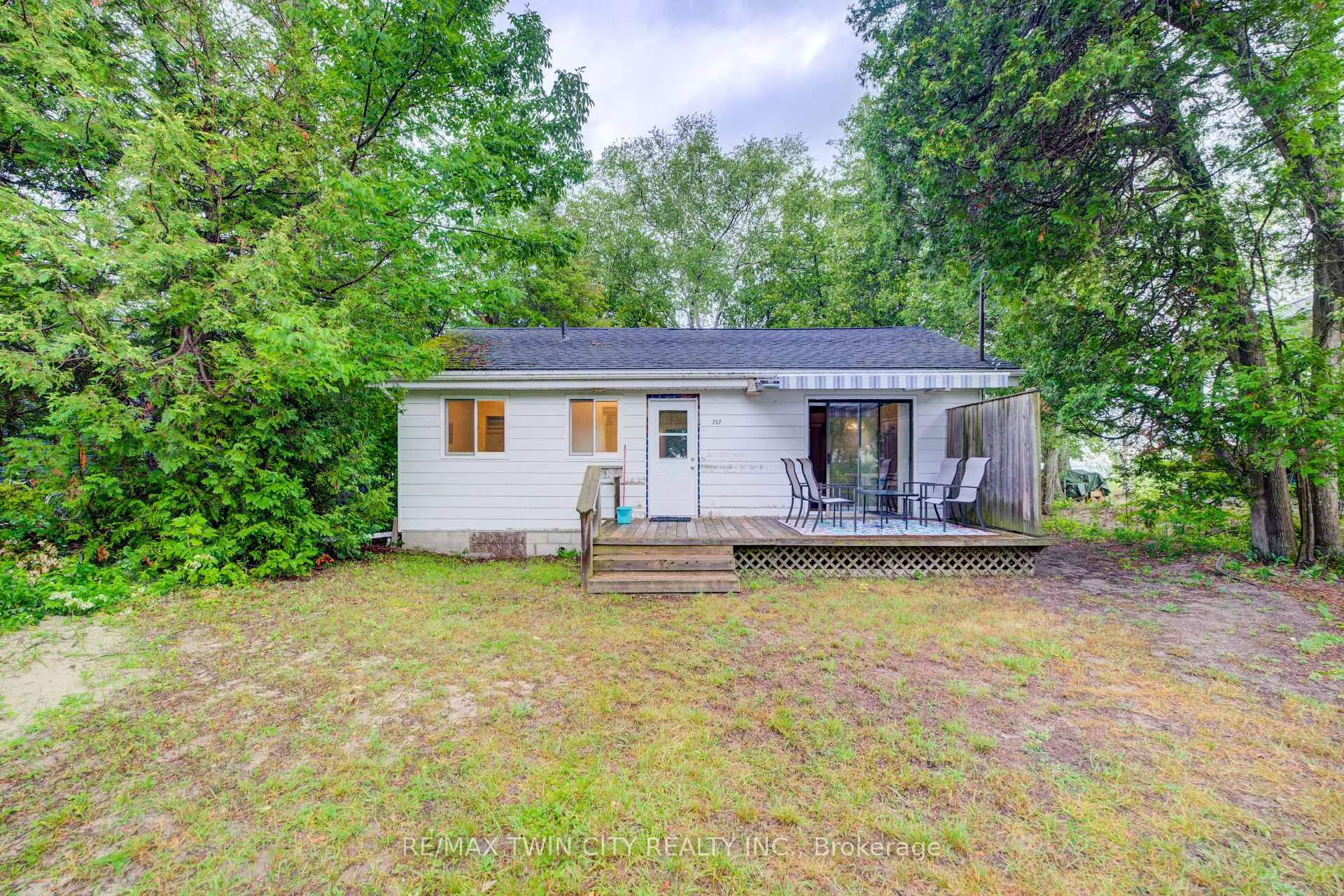 Photo 20 of 757 Victoria Road, Huron-Kinloss — HOMEH