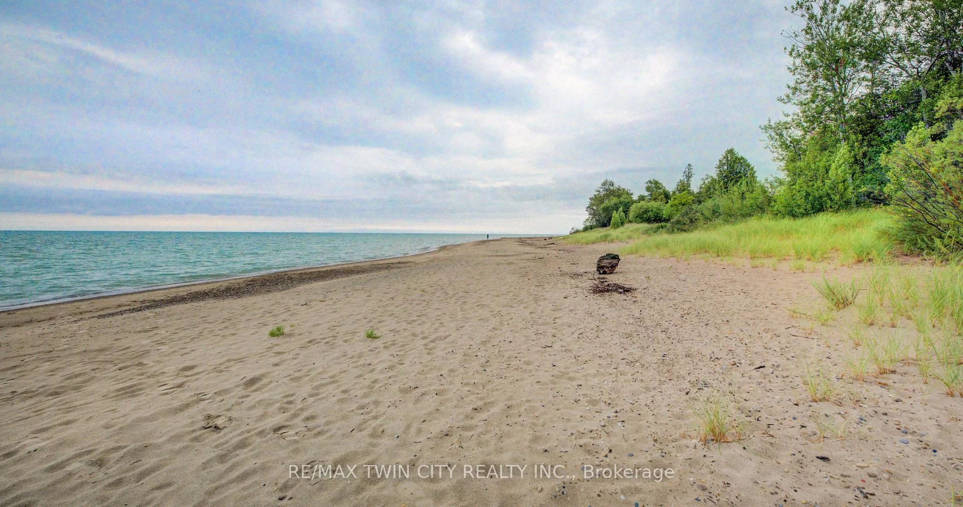 Photo 35 of 757 Victoria Road, Huron-Kinloss — HOMEH