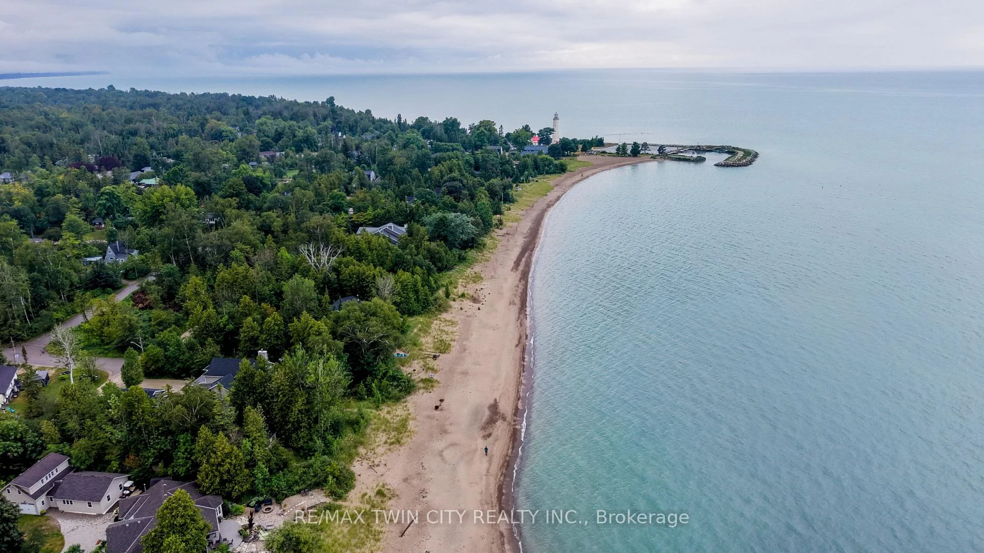 Photo 44 of 757 Victoria Road, Huron-Kinloss — HOMEH