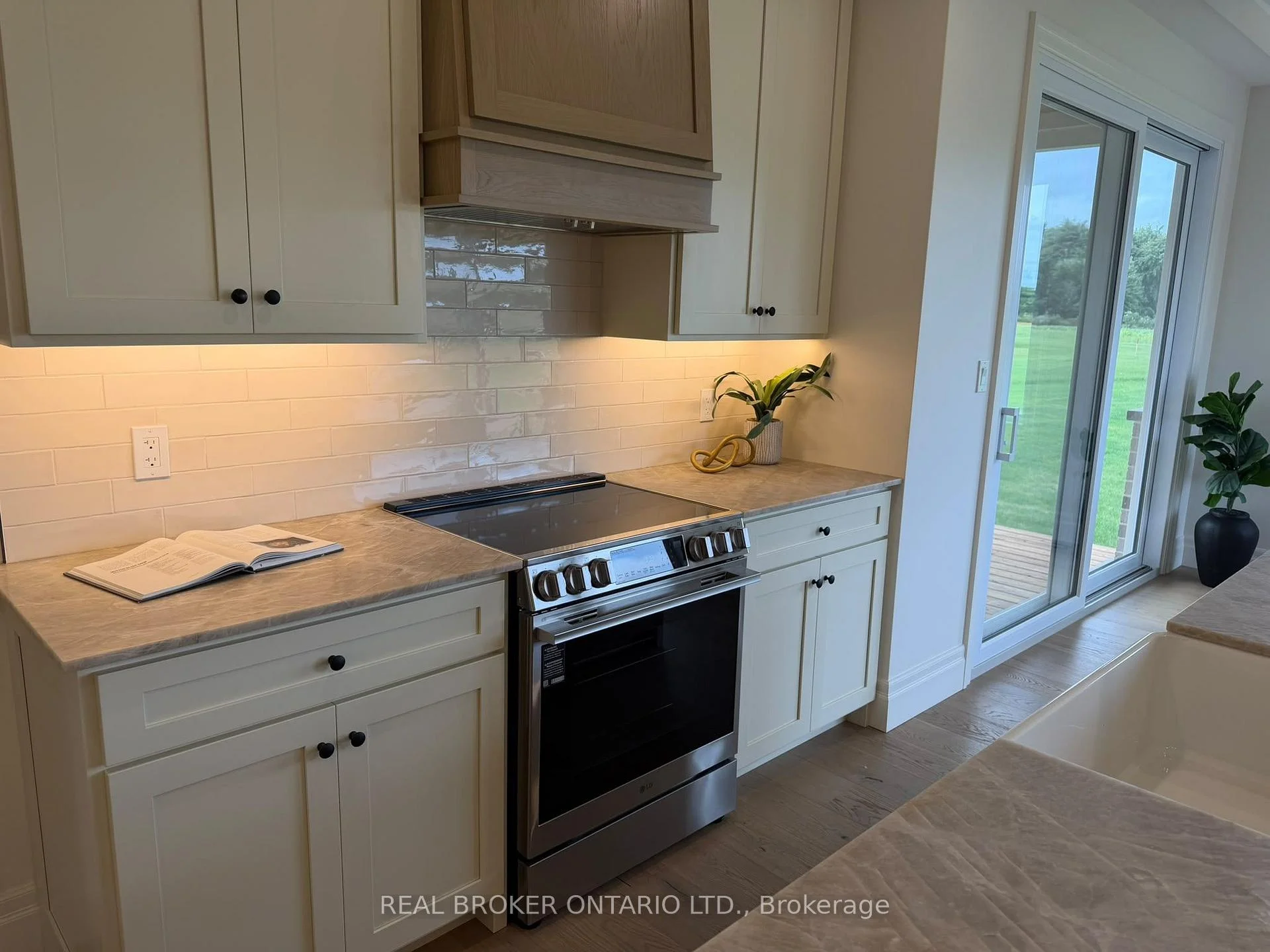 Photo 31 of 11 Concession 13 Townsend Road, Norfolk, Townsend — HOMEH