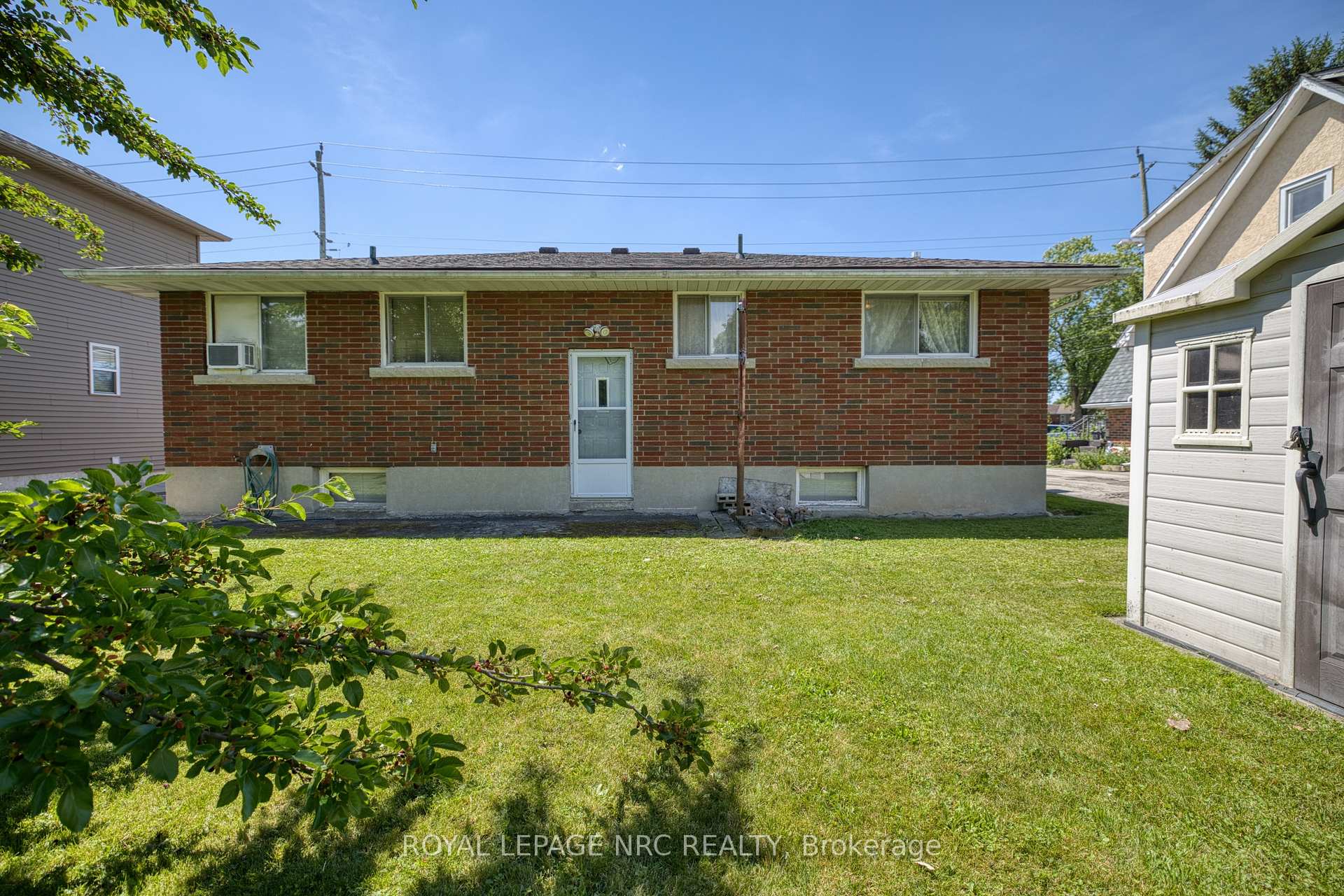 Photo 17 of 409 Broadway Avenue, Welland, Broadway — HOMEH