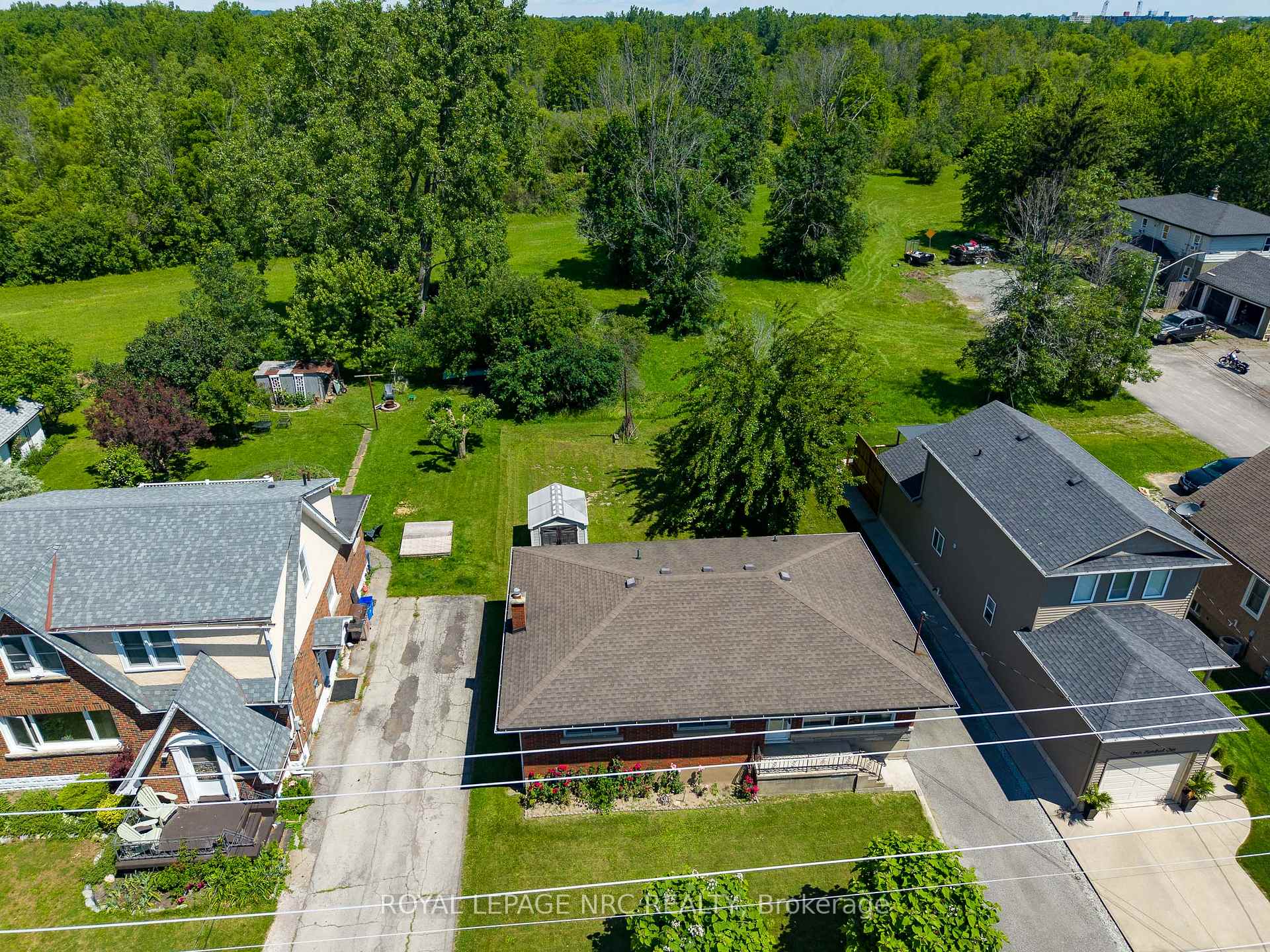 Photo 25 of 409 Broadway Avenue, Welland, Broadway — HOMEH