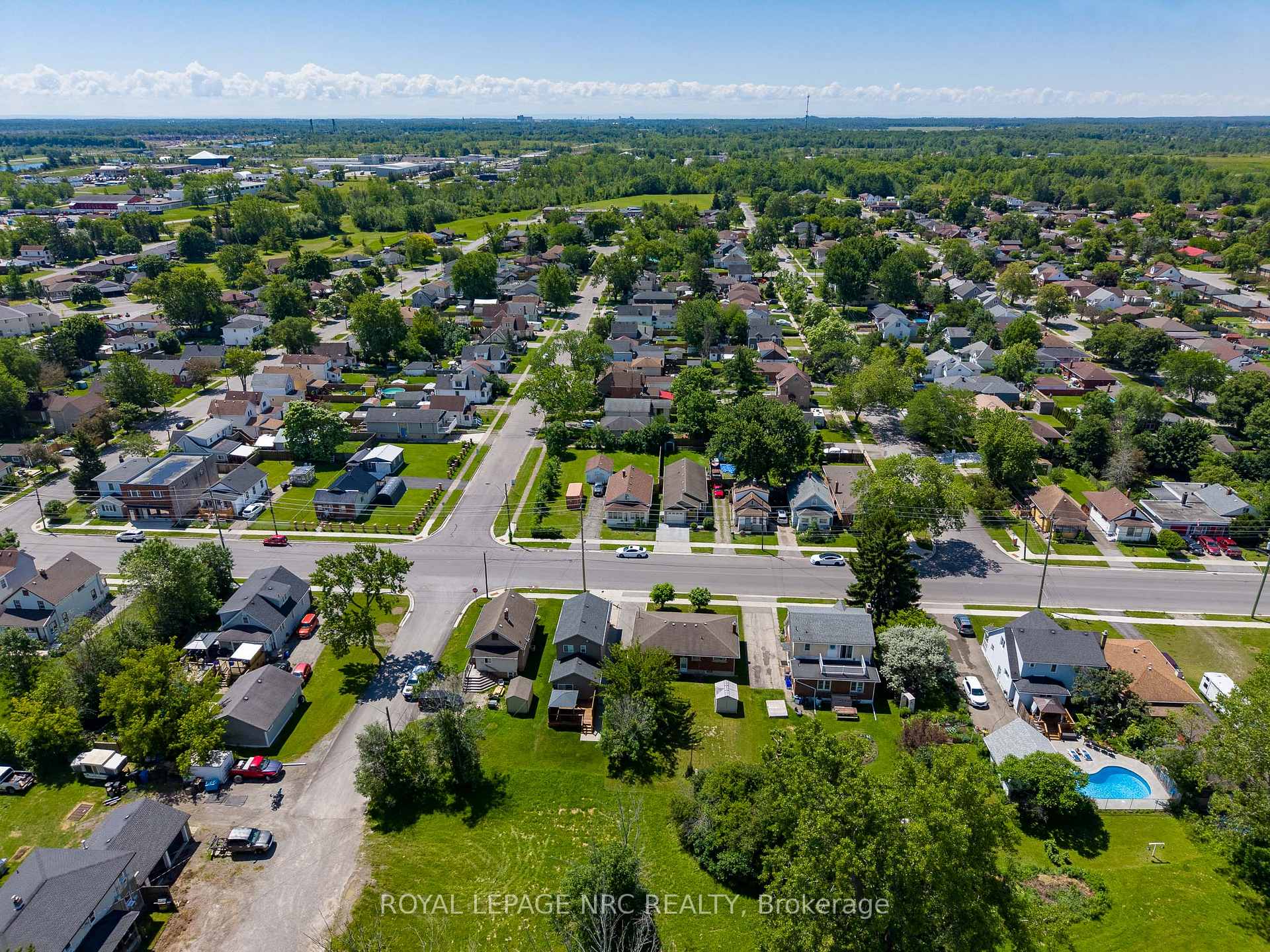 Photo 30 of 409 Broadway Avenue, Welland, Broadway — HOMEH