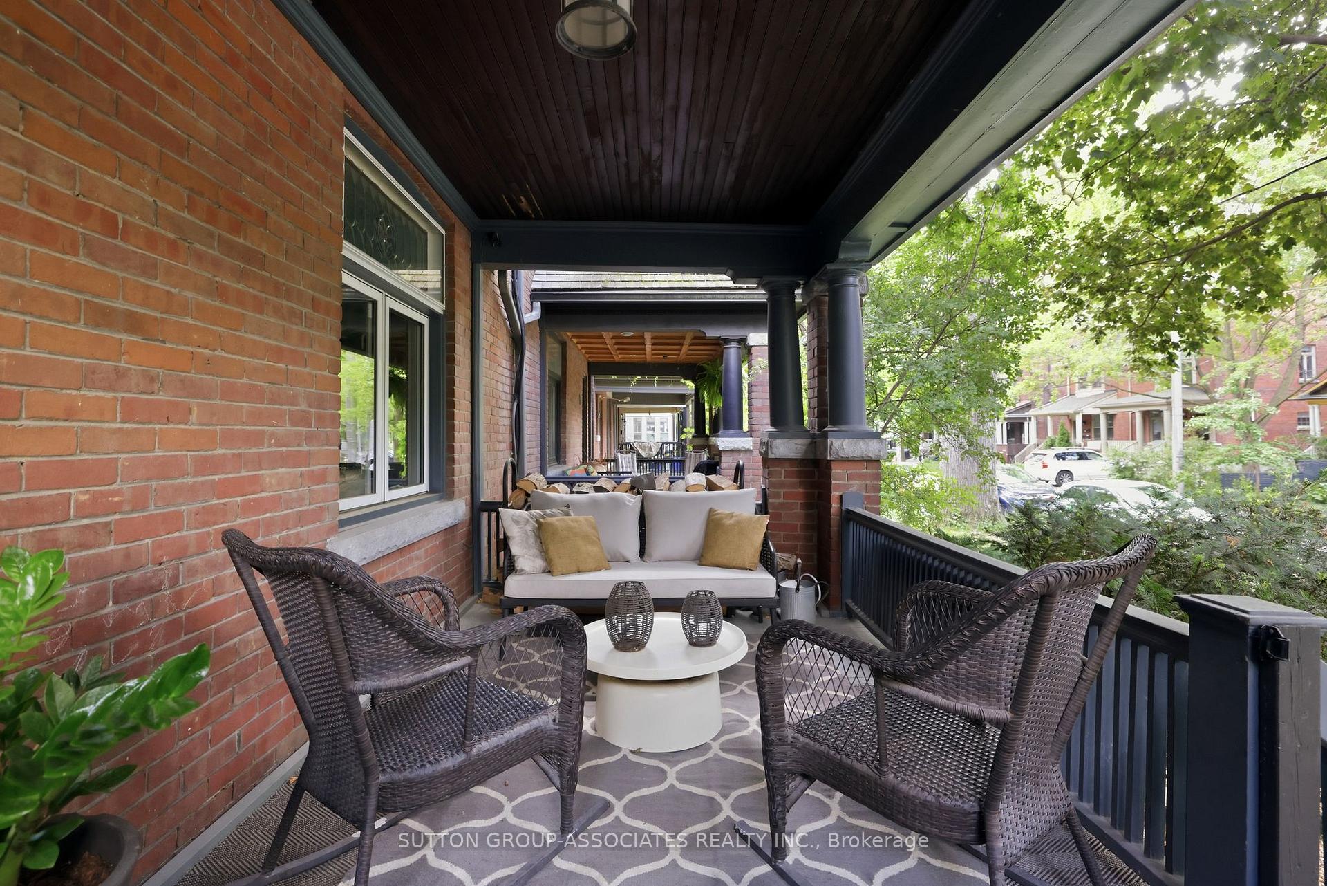 Photo 2 of 33 Albany Avenue, Toronto, The Annex — HOMEH