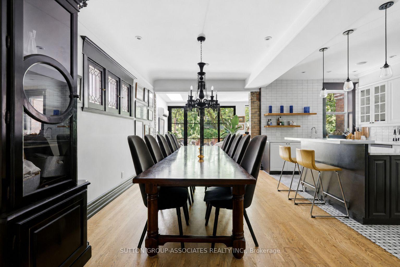 Photo 8 of 33 Albany Avenue, Toronto, The Annex — HOMEH