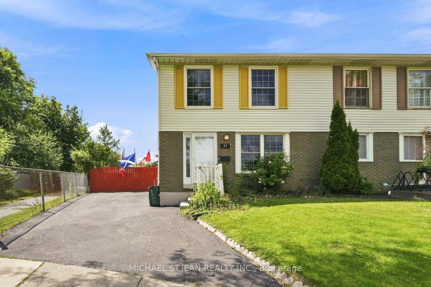Photo 4 of 31 Belleau Street, Hamilton, Stoney Creek — HOMEH