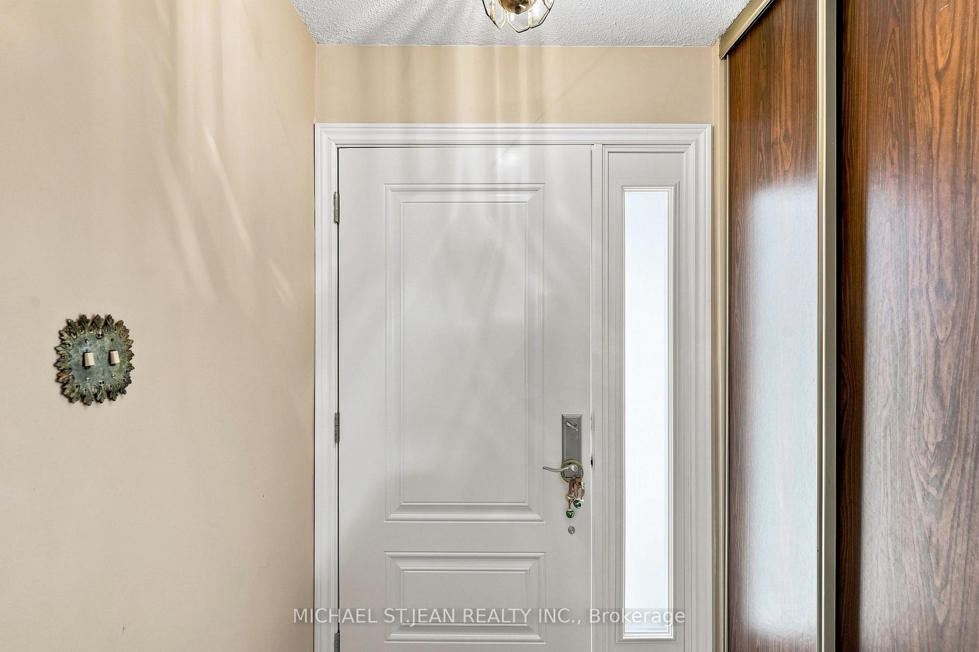 Photo 10 of 31 Belleau Street, Hamilton, Stoney Creek — HOMEH