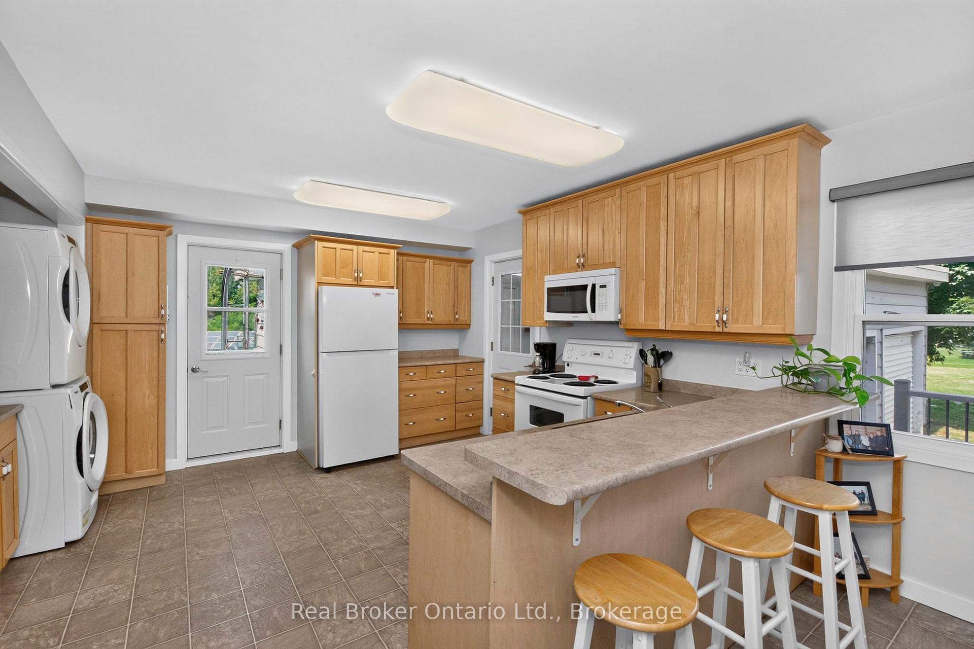 Photo 11 of 150 Lafontaine Road E, Tiny, Rural Tiny — HOMEH