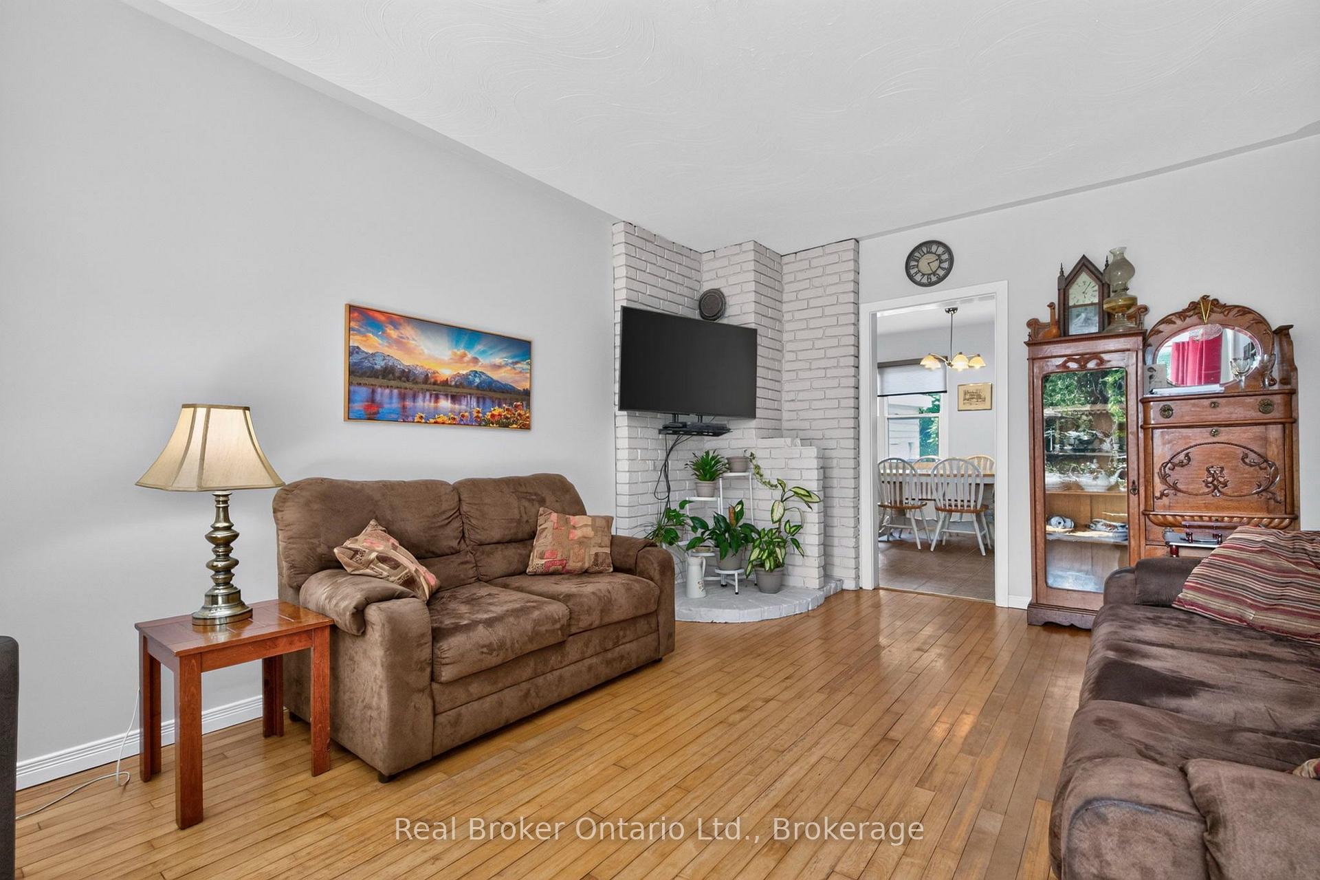 Photo 17 of 150 Lafontaine Road E, Tiny, Rural Tiny — HOMEH