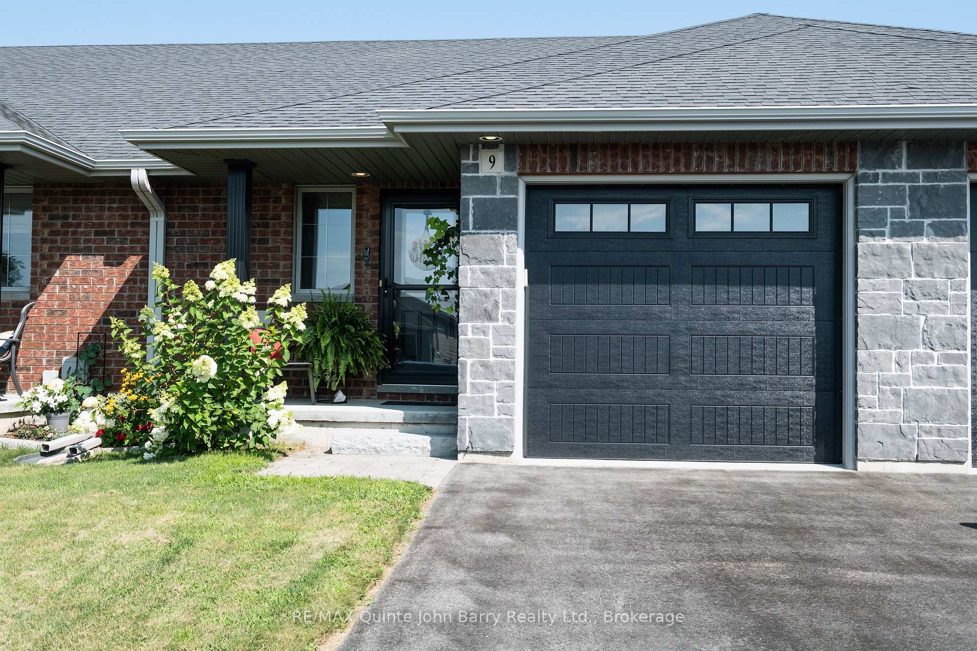 Photo 1 of 9 McIntosh Crescent, Quinte West, Murray Ward — HOMEH