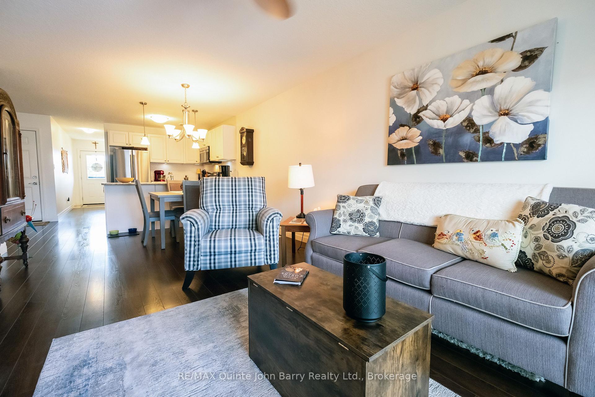 Photo 9 of 9 McIntosh Crescent, Quinte West, Murray Ward — HOMEH