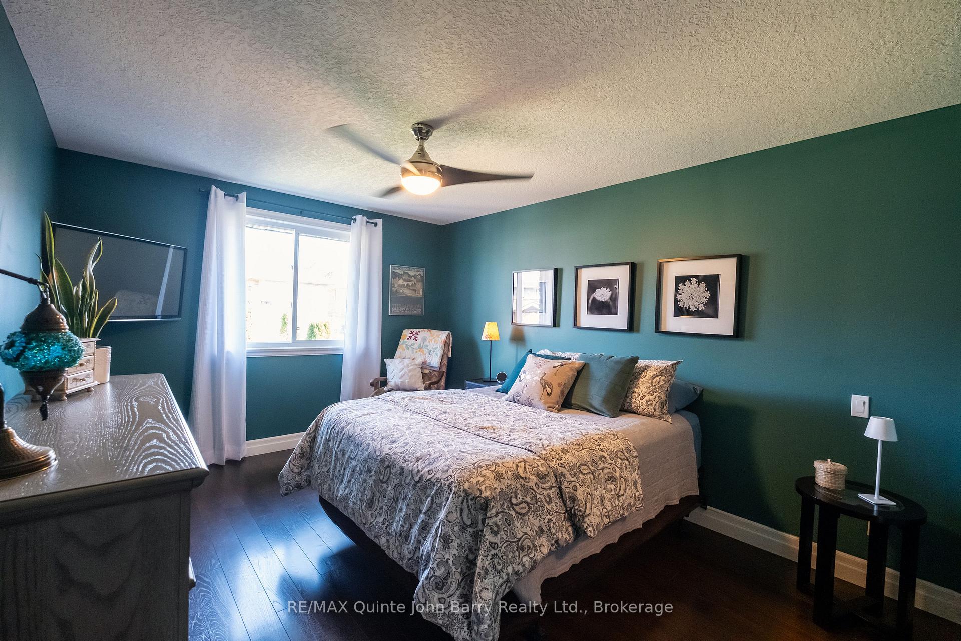 Photo 11 of 9 McIntosh Crescent, Quinte West, Murray Ward — HOMEH