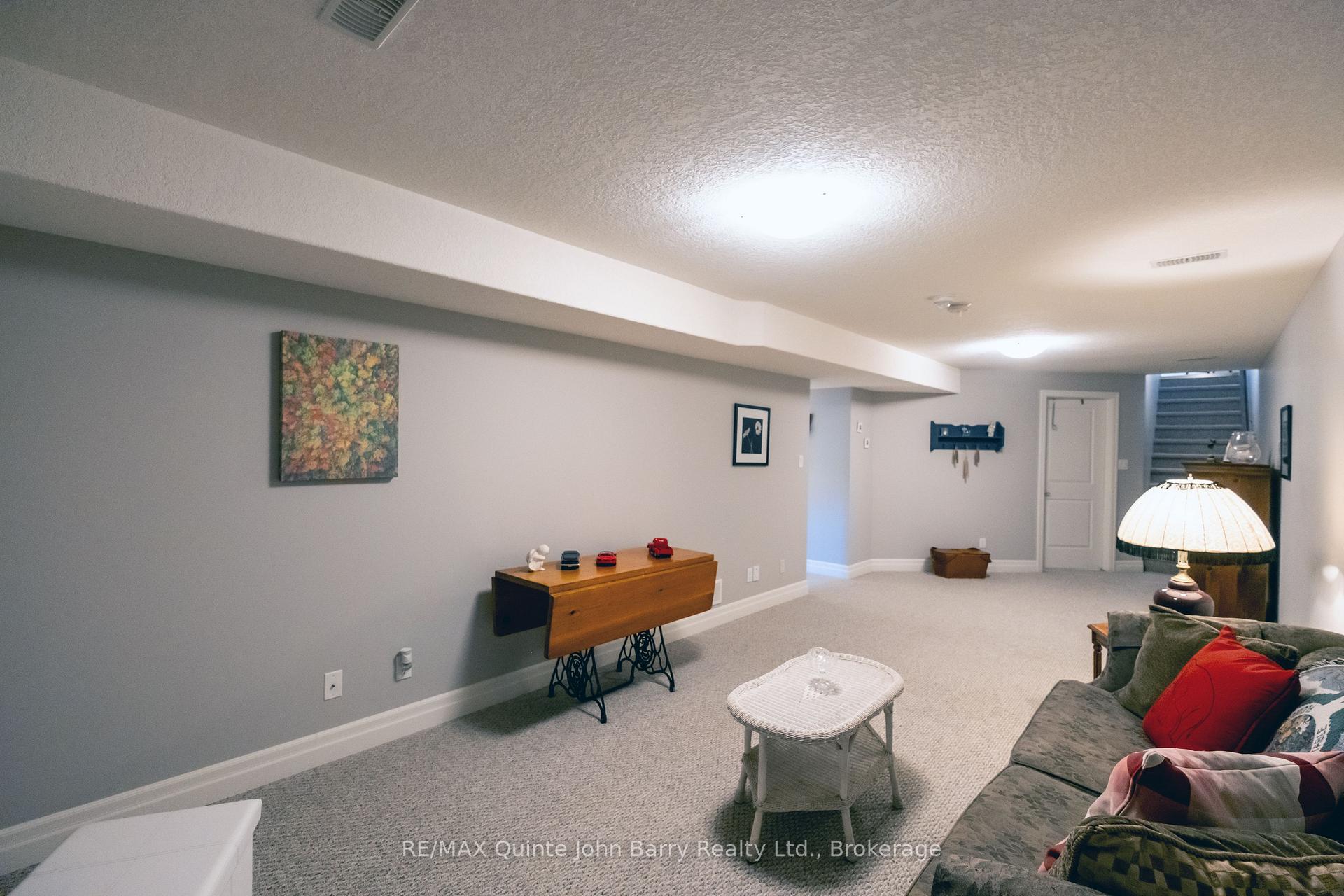 Photo 17 of 9 McIntosh Crescent, Quinte West, Murray Ward — HOMEH