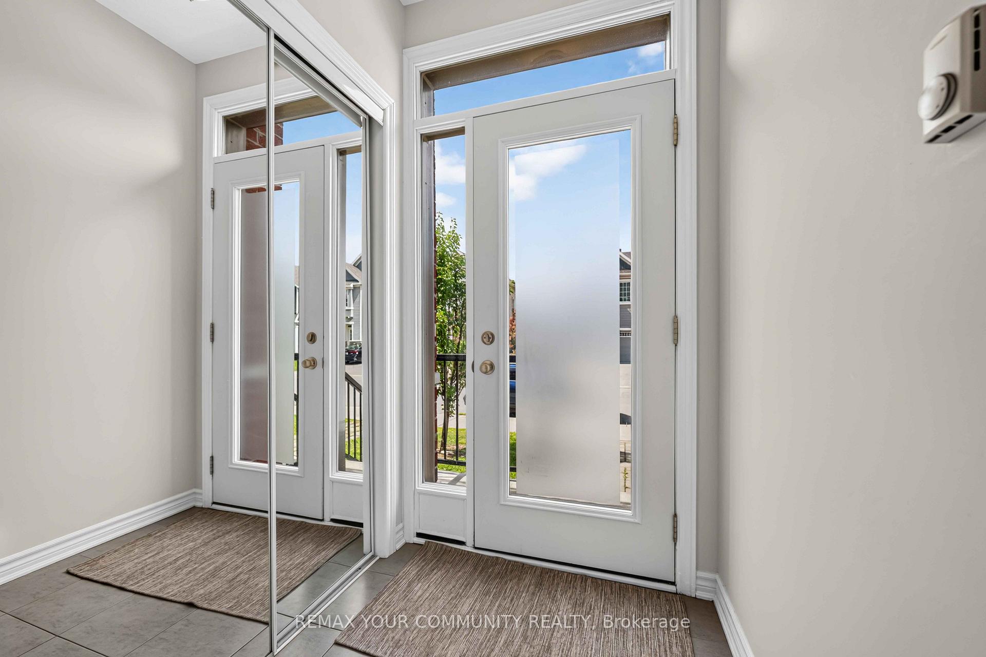 Photo 3 of 2250 Watercolours Way, Ottawa, Barrhaven - Half Moon Bay — HOMEH