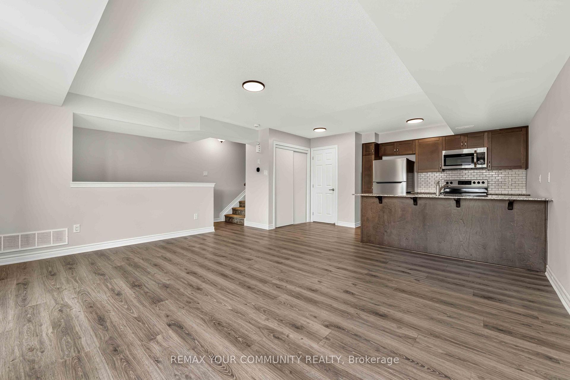 Photo 4 of 2250 Watercolours Way, Ottawa, Barrhaven - Half Moon Bay — HOMEH