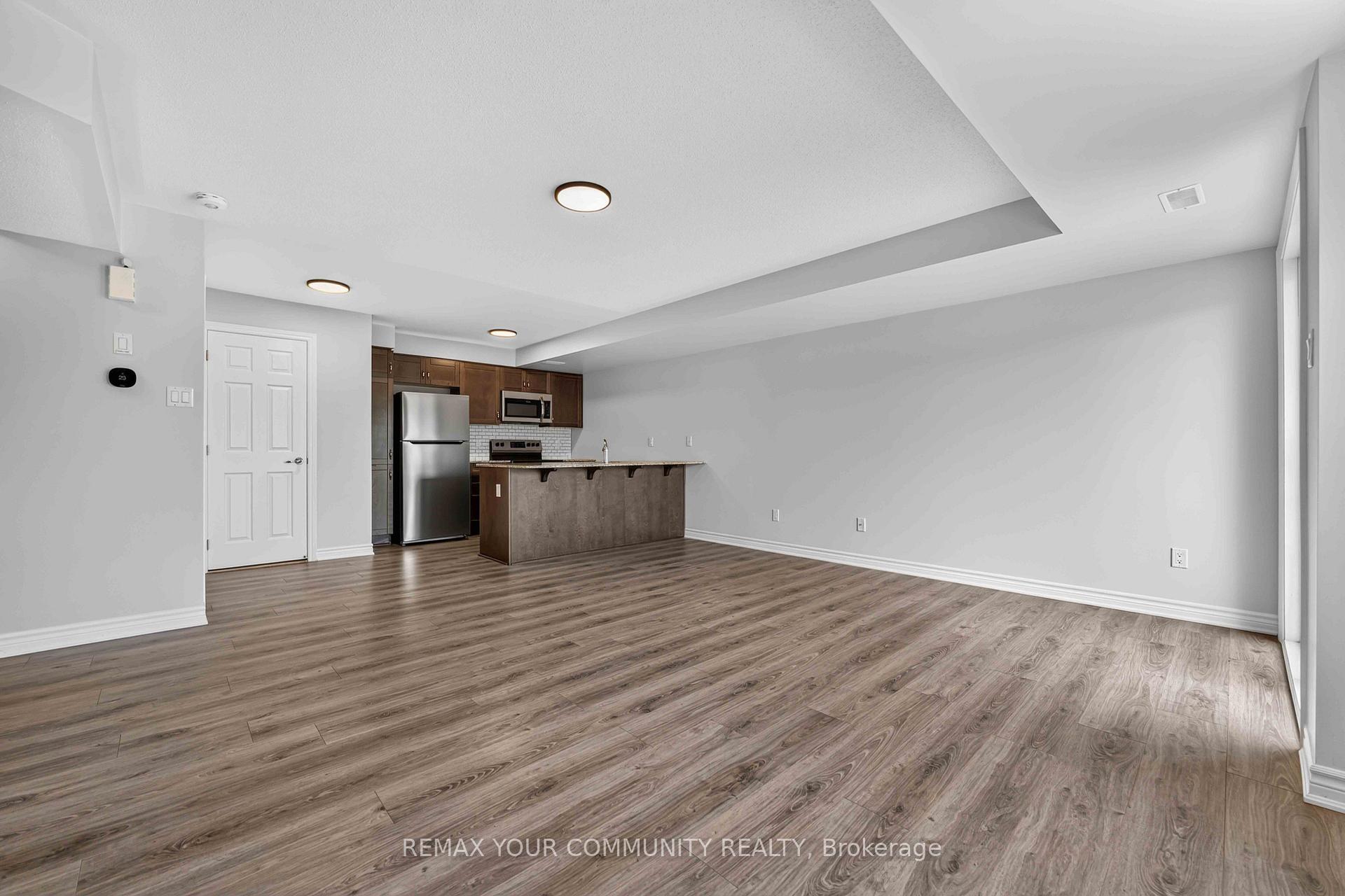 Photo 12 of 2250 Watercolours Way, Ottawa, Barrhaven - Half Moon Bay — HOMEH