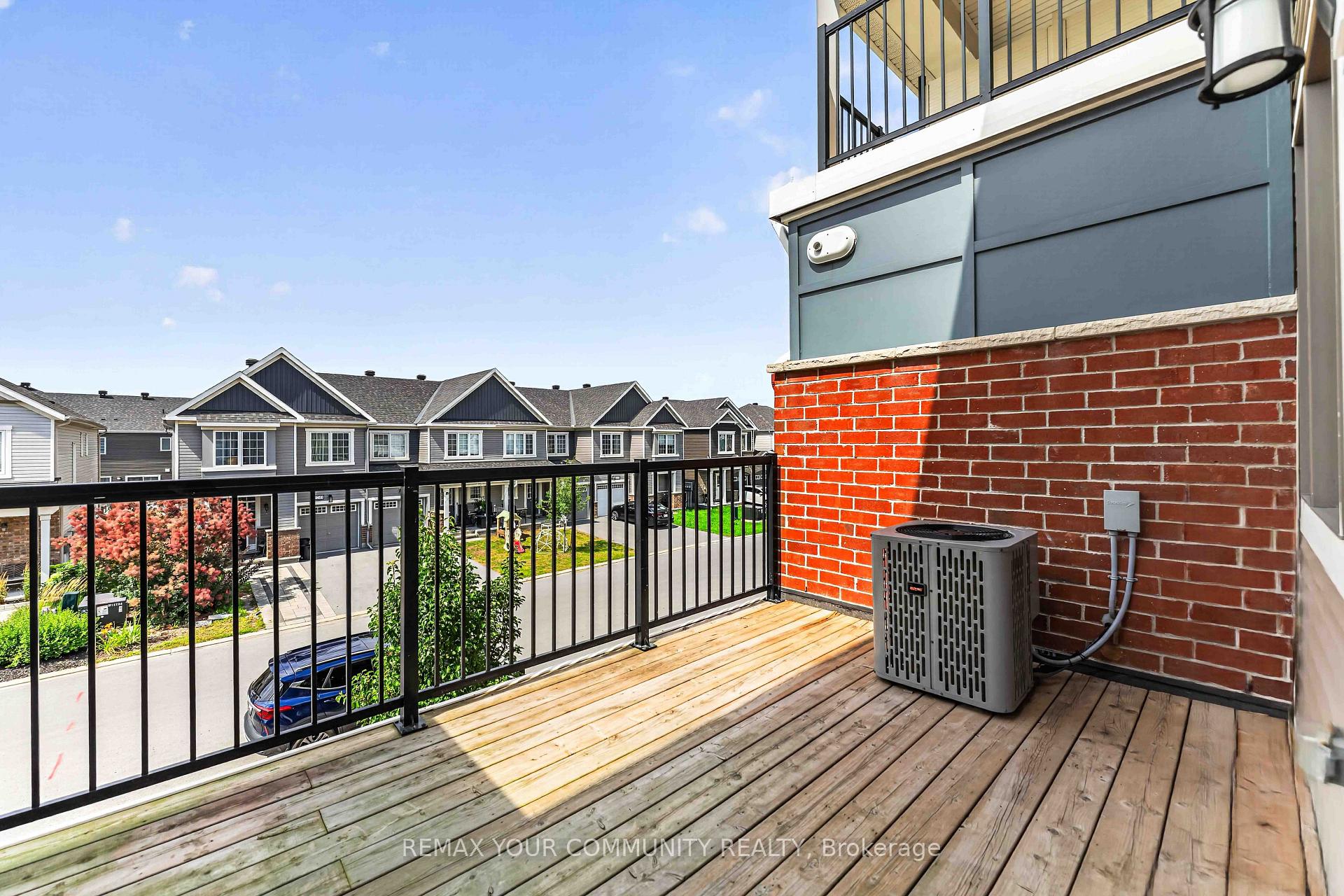 Photo 14 of 2250 Watercolours Way, Ottawa, Barrhaven - Half Moon Bay — HOMEH