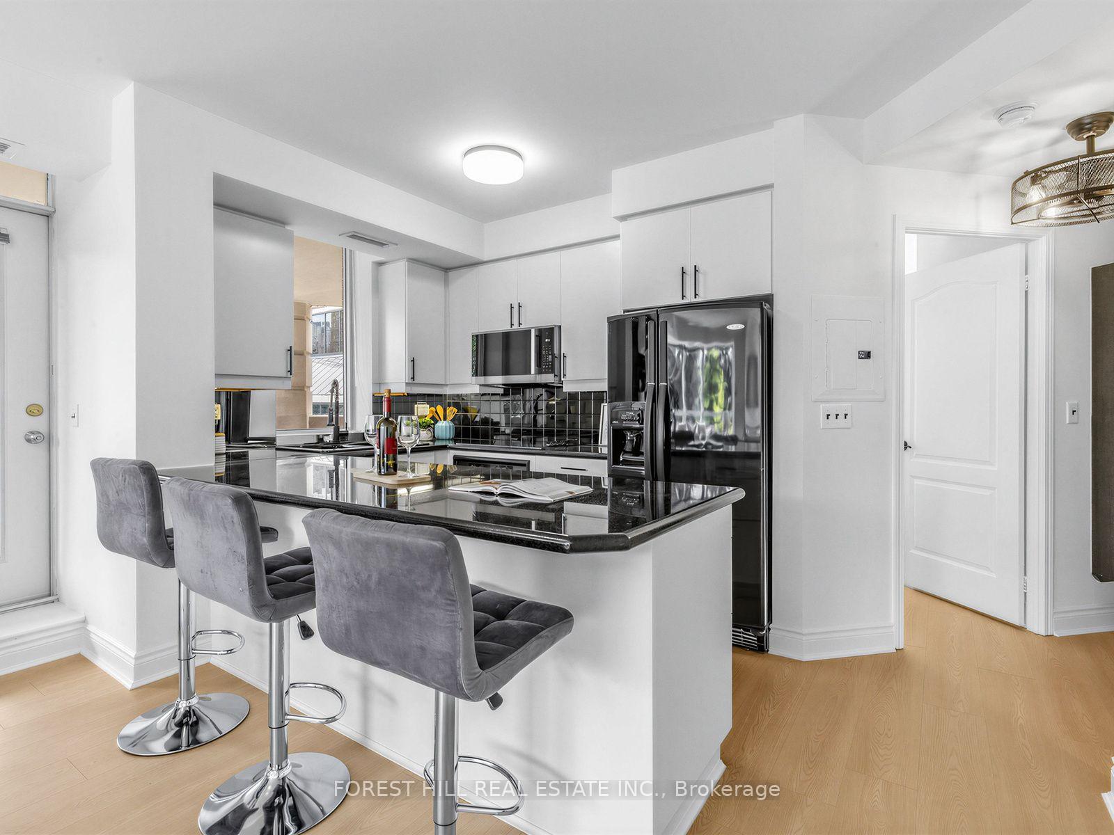 Photo 5 of Unit 303, 20 Collier Street, Toronto, Rosedale-Moore Park — HOMEH